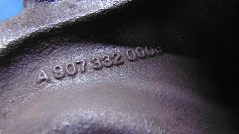 otoč čepu levý předek 2.2CDI MERCEDES SPRINTER W907 18-25R