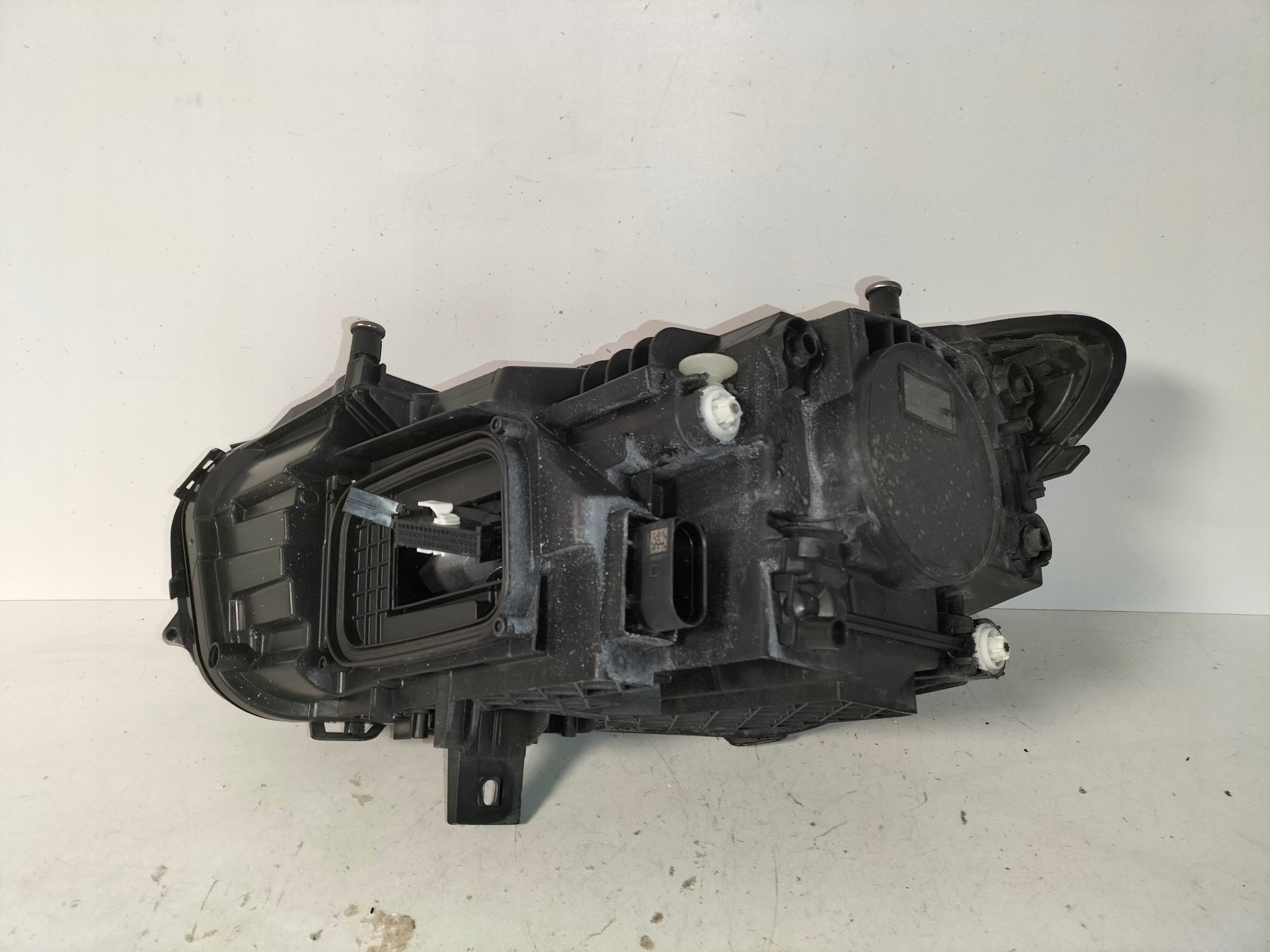 light front reflektor right MERCEDES B KLASA W247 18- FULL LED