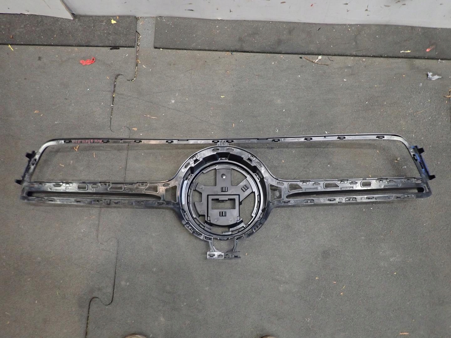Grille/masque Support MERCEDES GLW W167 A1678886100