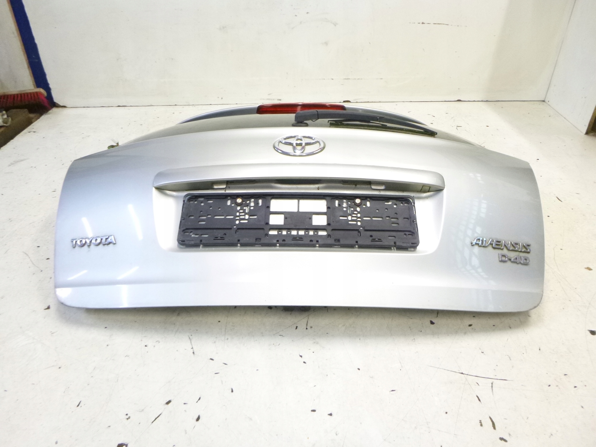 boot doors Toyota Avensis T25 2006r 1F7