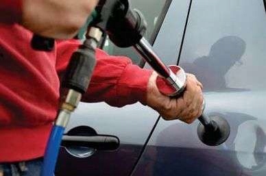 Wybijak udarowy z przyssawką do karoserii pneumat. Marka Condor