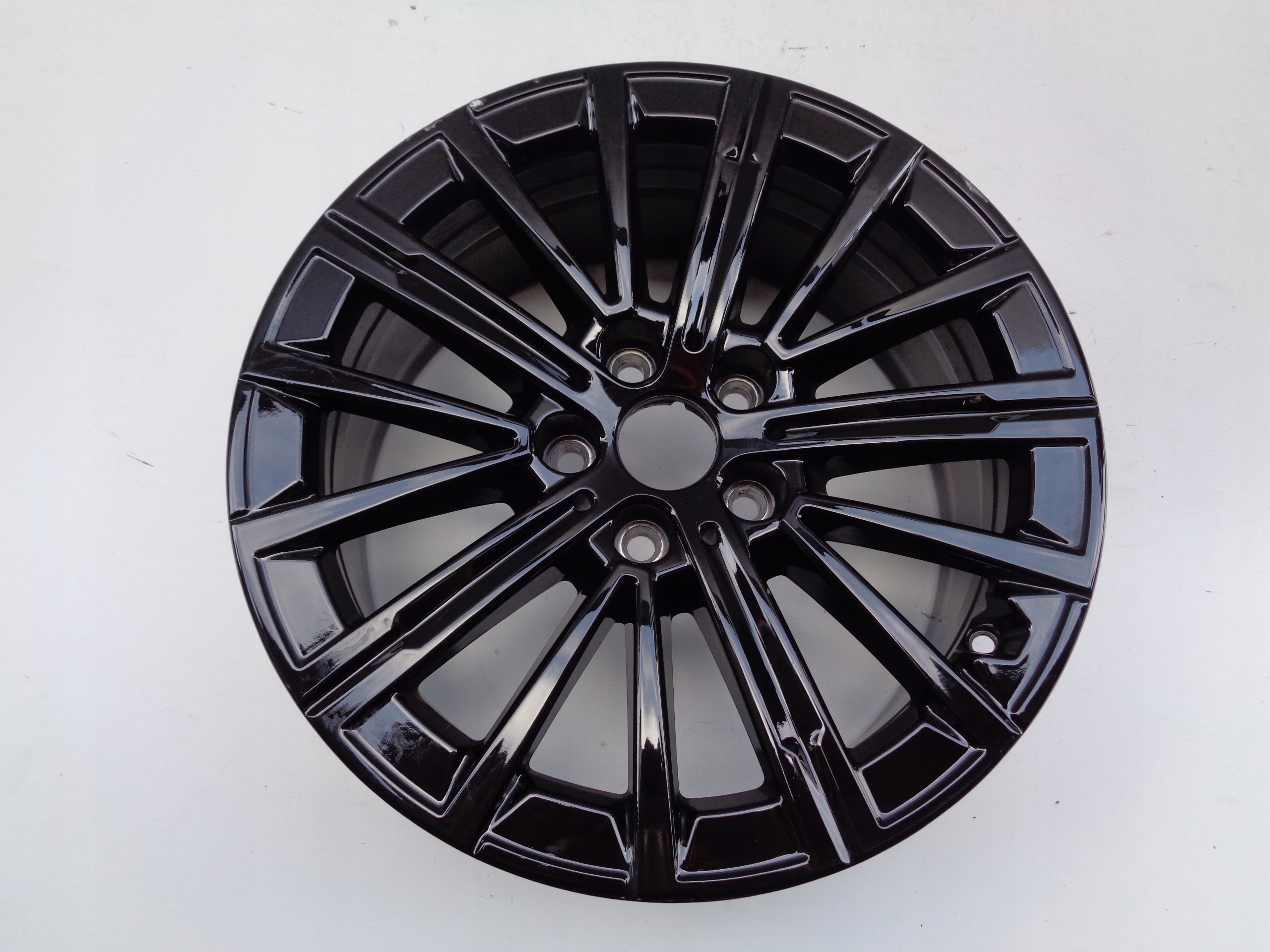 disk hliníkový BMW 7JX17 ET41 5X112 6891174