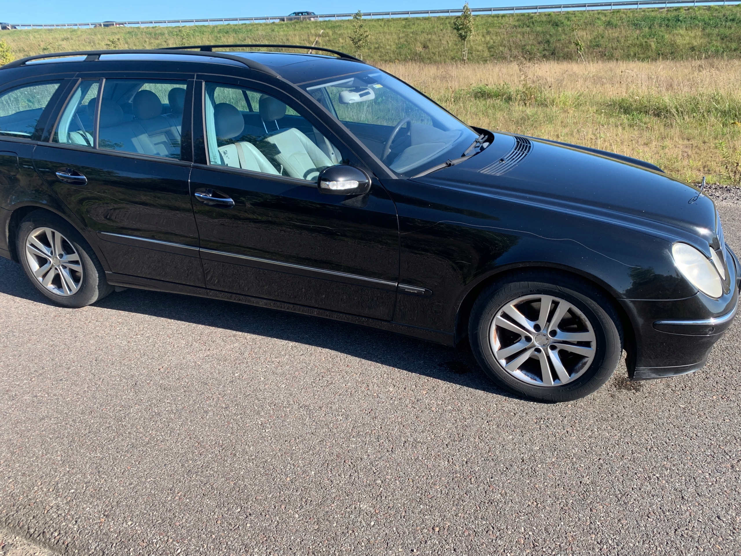 MERCEDES W211 DRZWI PRAWY PRZÓD PRAWE PRZEDNIE 197 C197