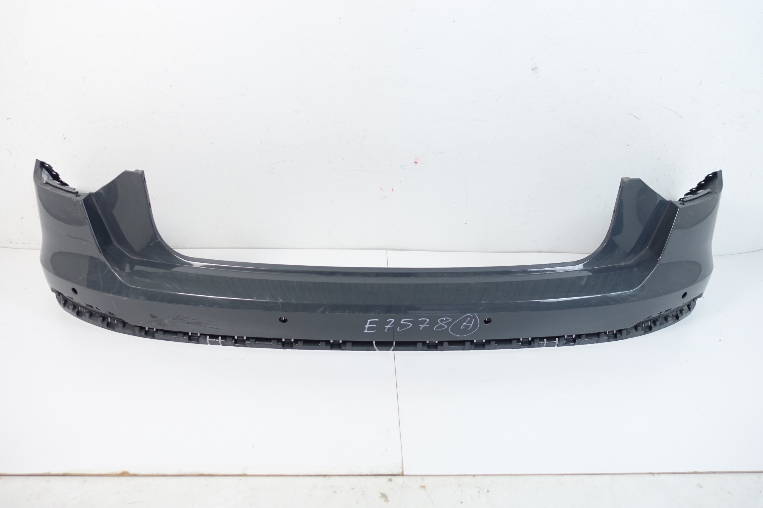 AUDI Q2 81A S-LINE 2016- bumper rear part rear 81A807511B