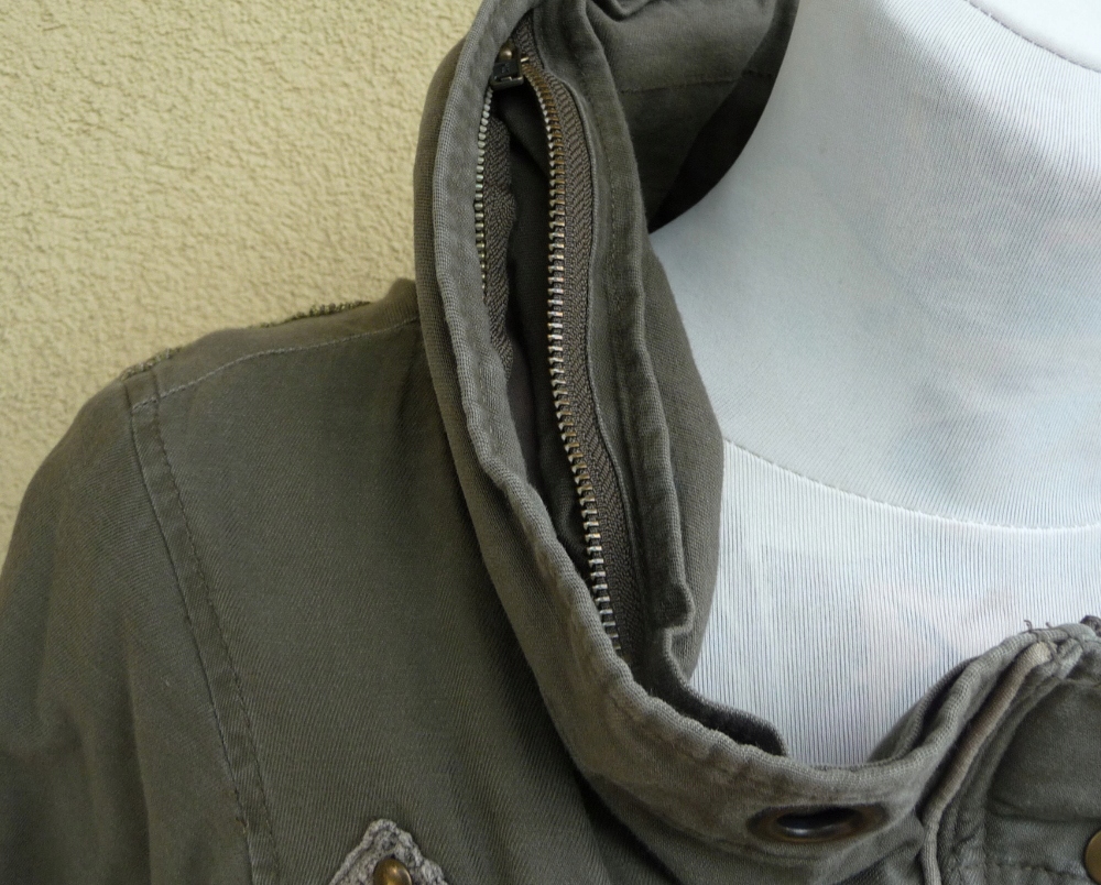 SOVIET LOVED AND LIVED IN KURTKA Z KAPTUREM 16 44 Kaptur z kapturem