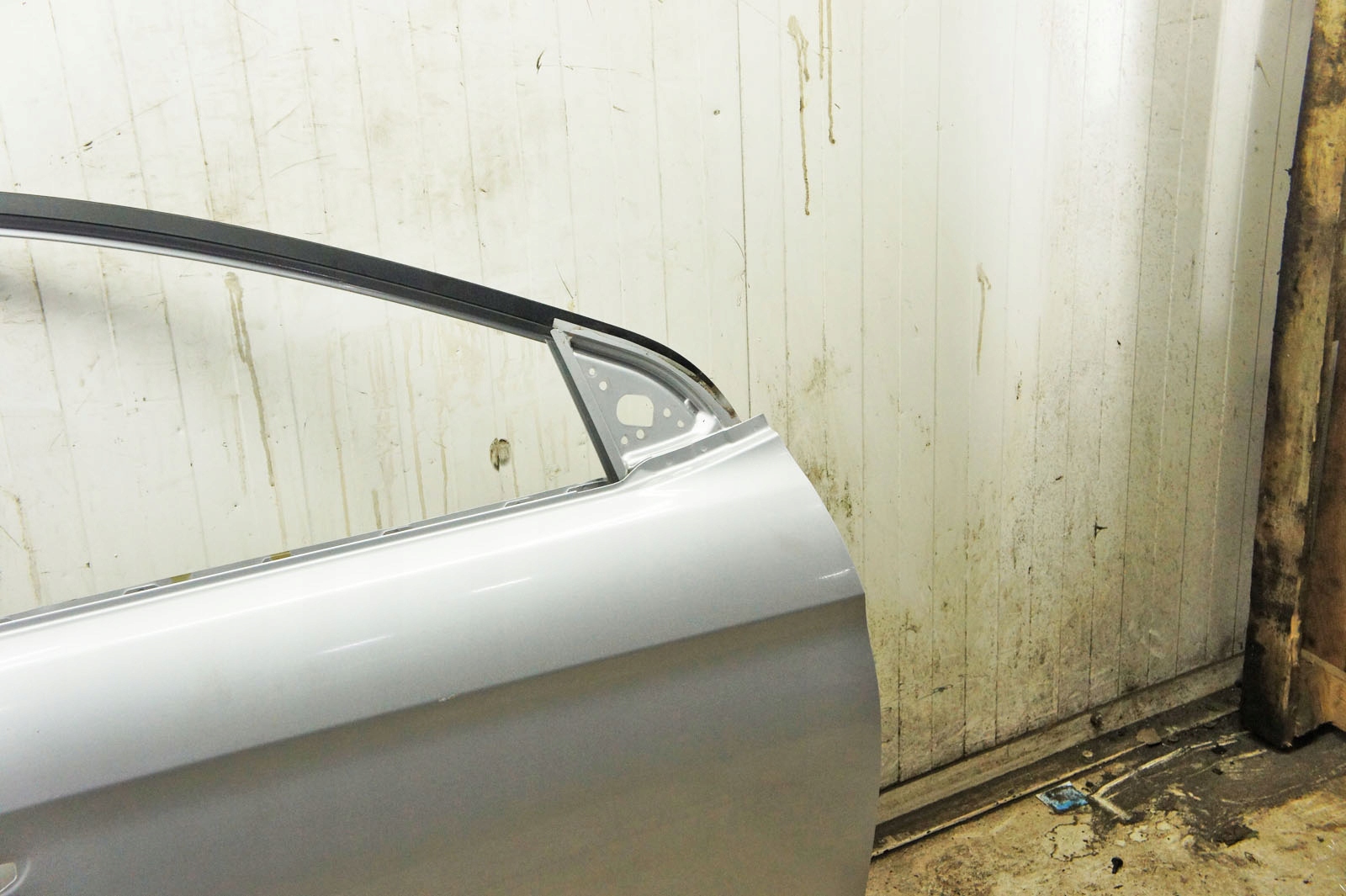 KH061 Hyundai Elantra VI Drzwi Prawy Przód T8S Typ samochodu Samochody osobowe