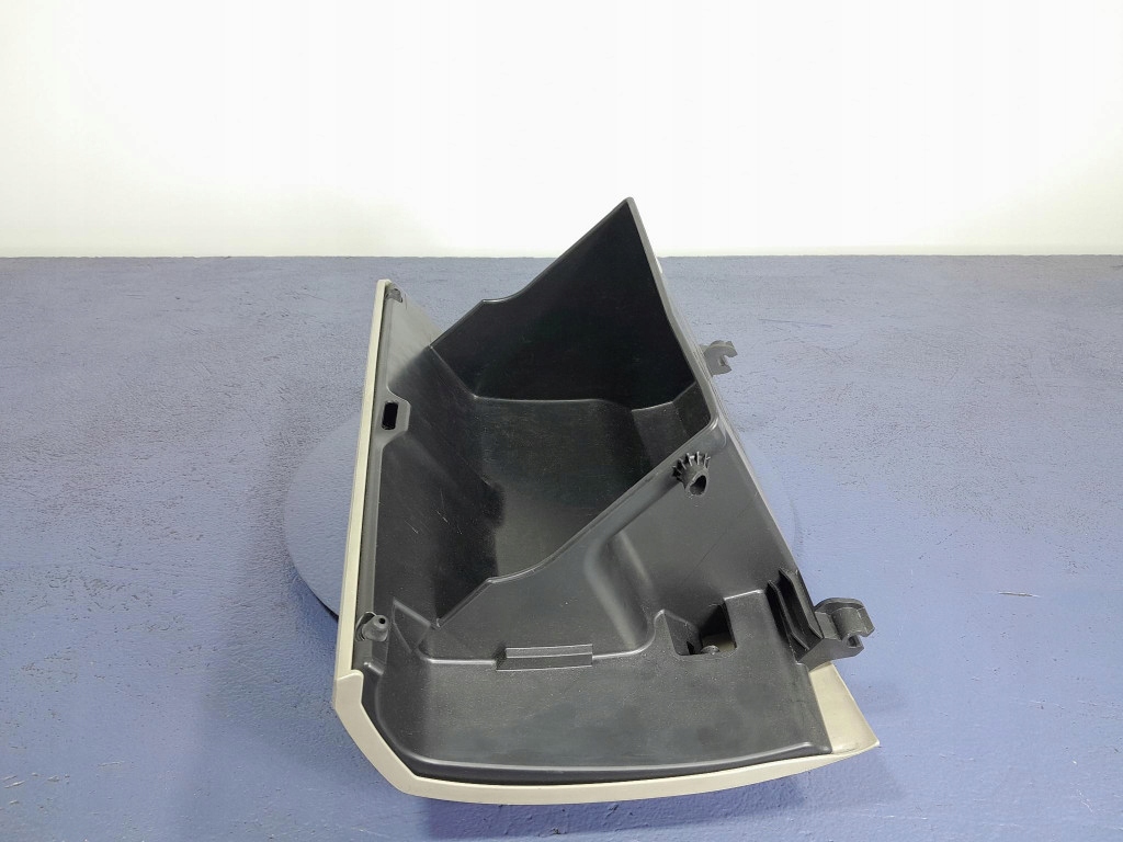 mazda РЕСТАЙЛИНГ бардачок консоли пассажира европа EG2164030