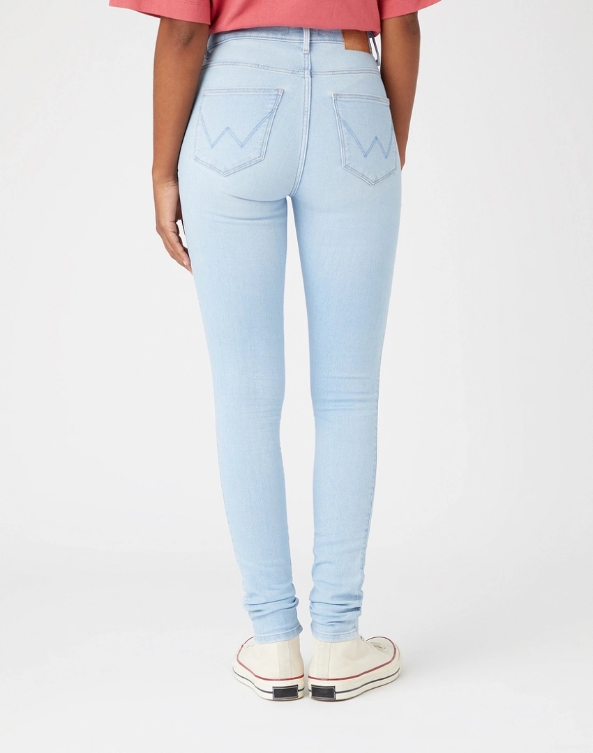 Dámské džíny úzké nohavice Wrangler High Rise Skinny Soft Blue W27HZI44B 25/32