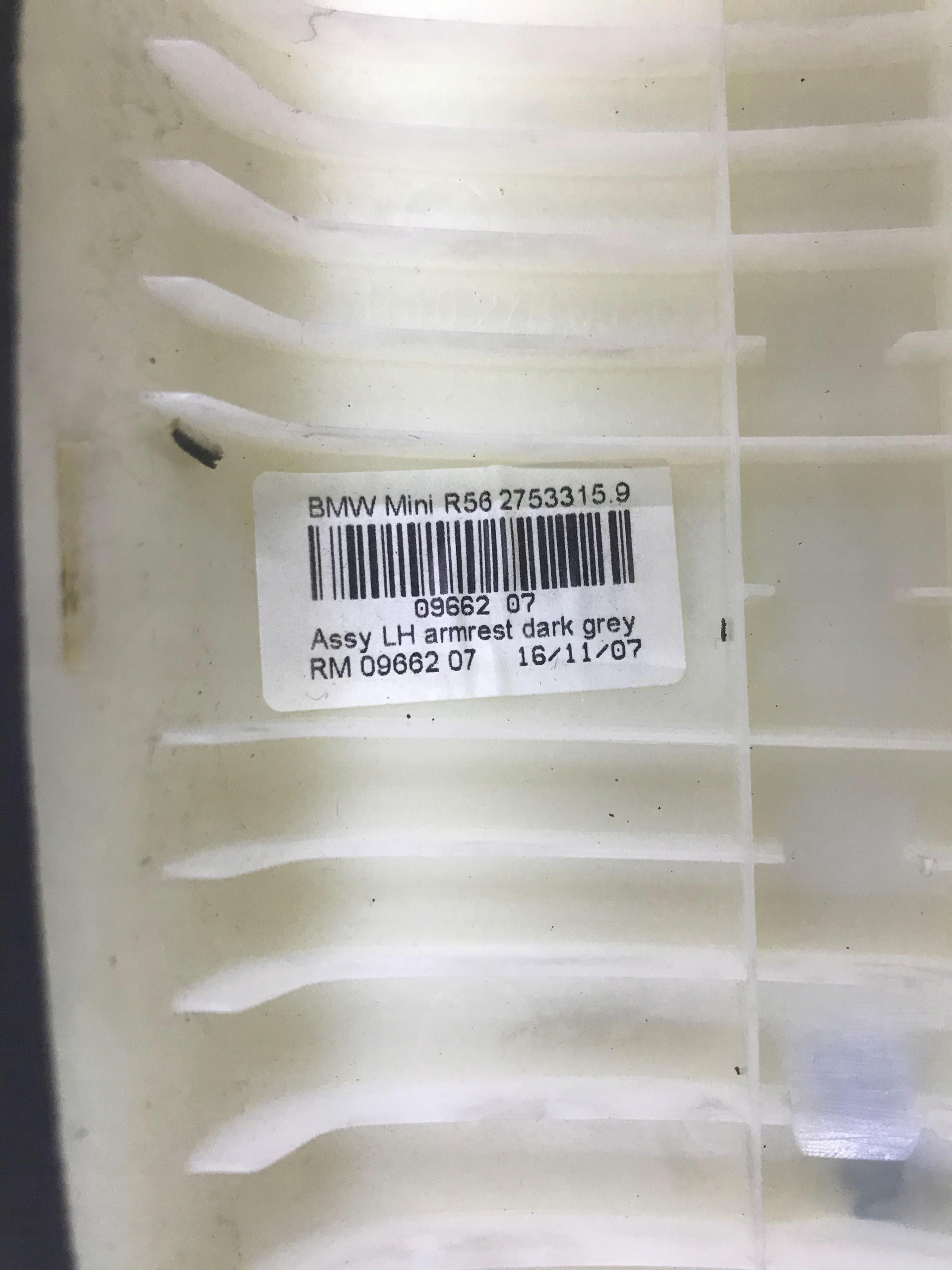 PODŁOKIETNIK DRZWI LEWY MINI COOPER R56 06-10 Producent części Mini OE