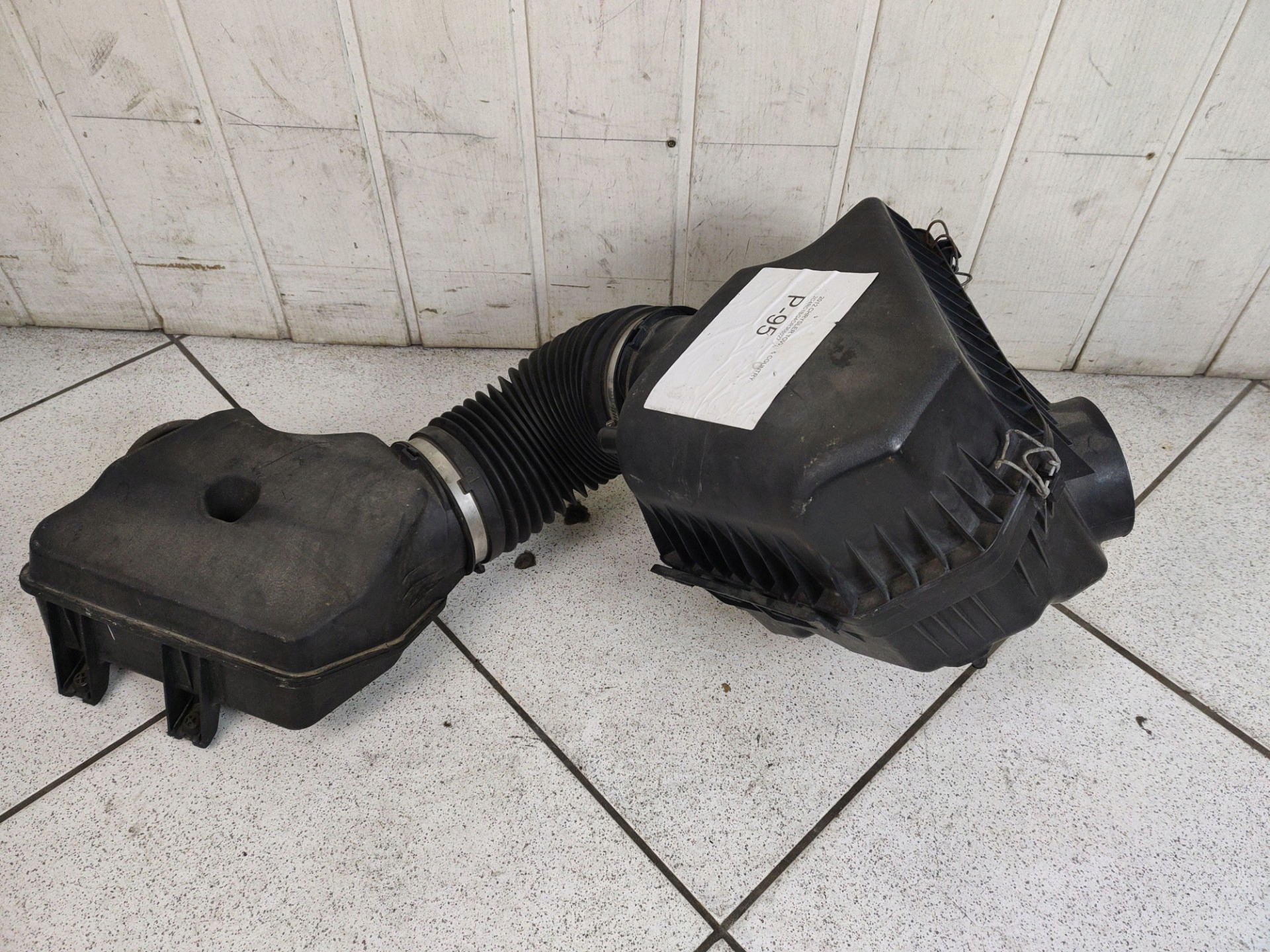 Gehäuse filter luft Chrysler Town and Country 5 facelift 2012