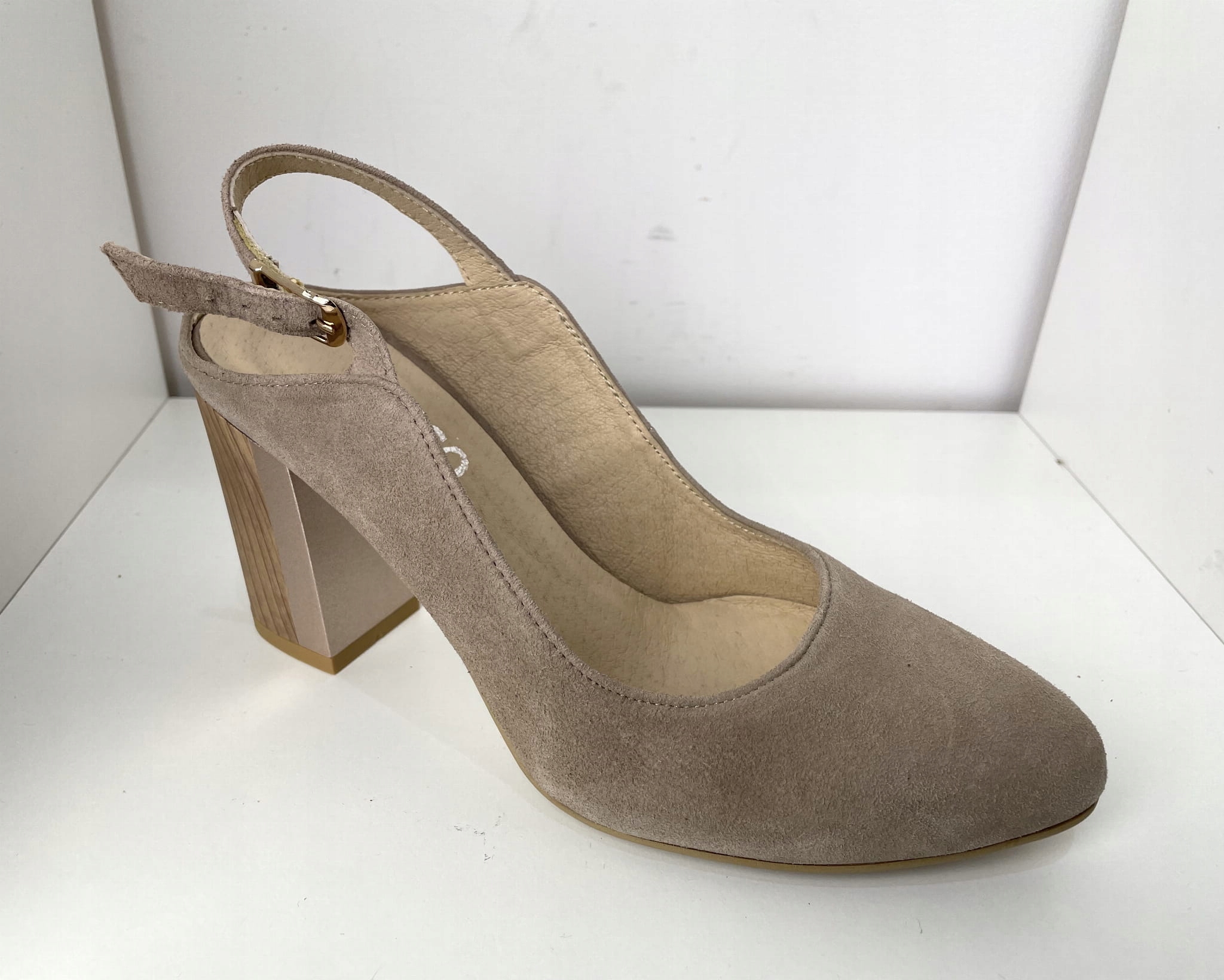 Dámské sandály Higo kůže 2063 Béžová 37