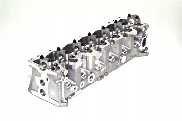 AMC GŁOWICA CYLINDRÓW NISSAN PATROL GR IV PATROL III 2 2.8D Typ samochodu Samochody osobowe