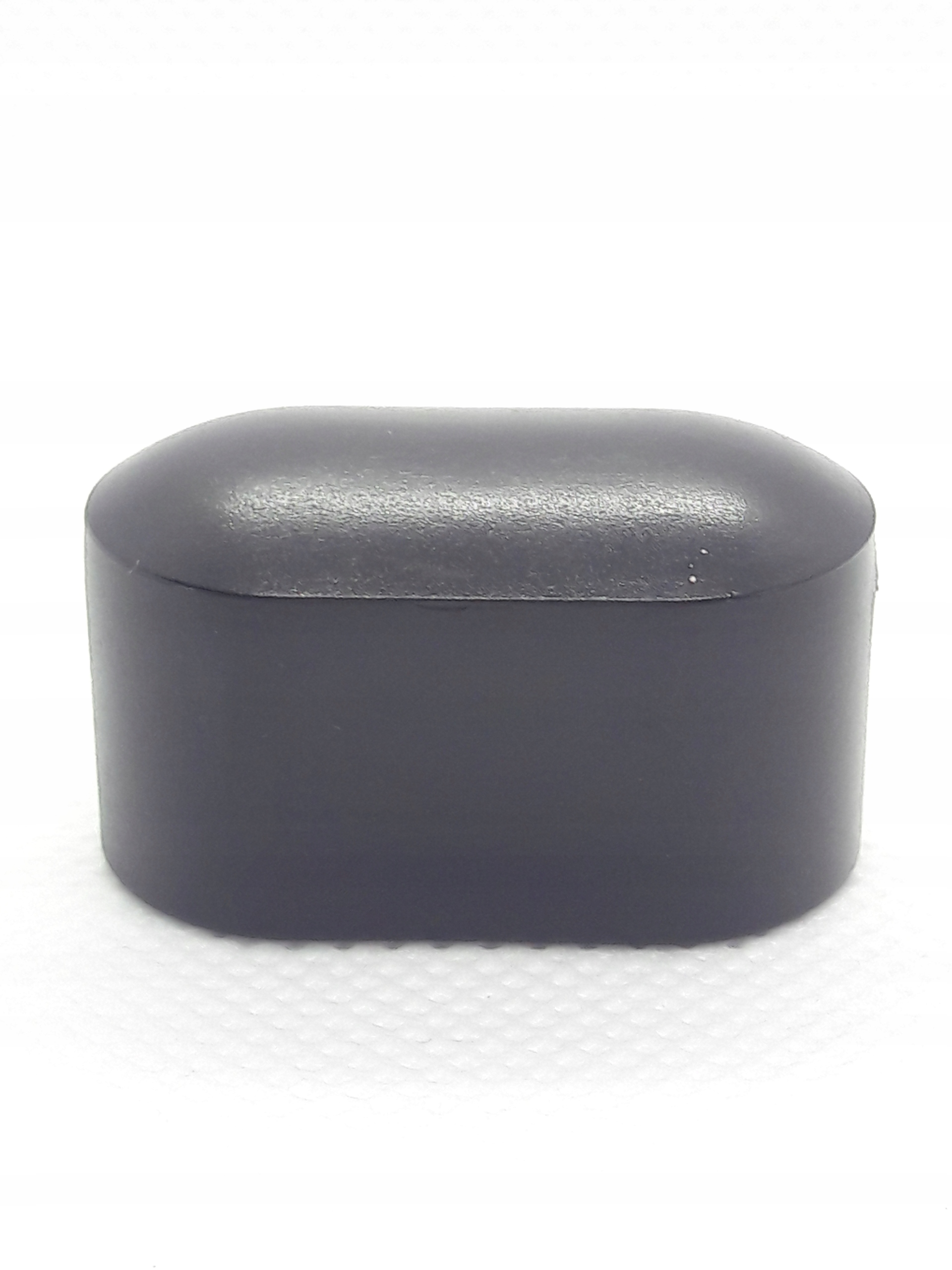 

Zaślepka nasadka owalna czarna 38x20mm-10sztuk