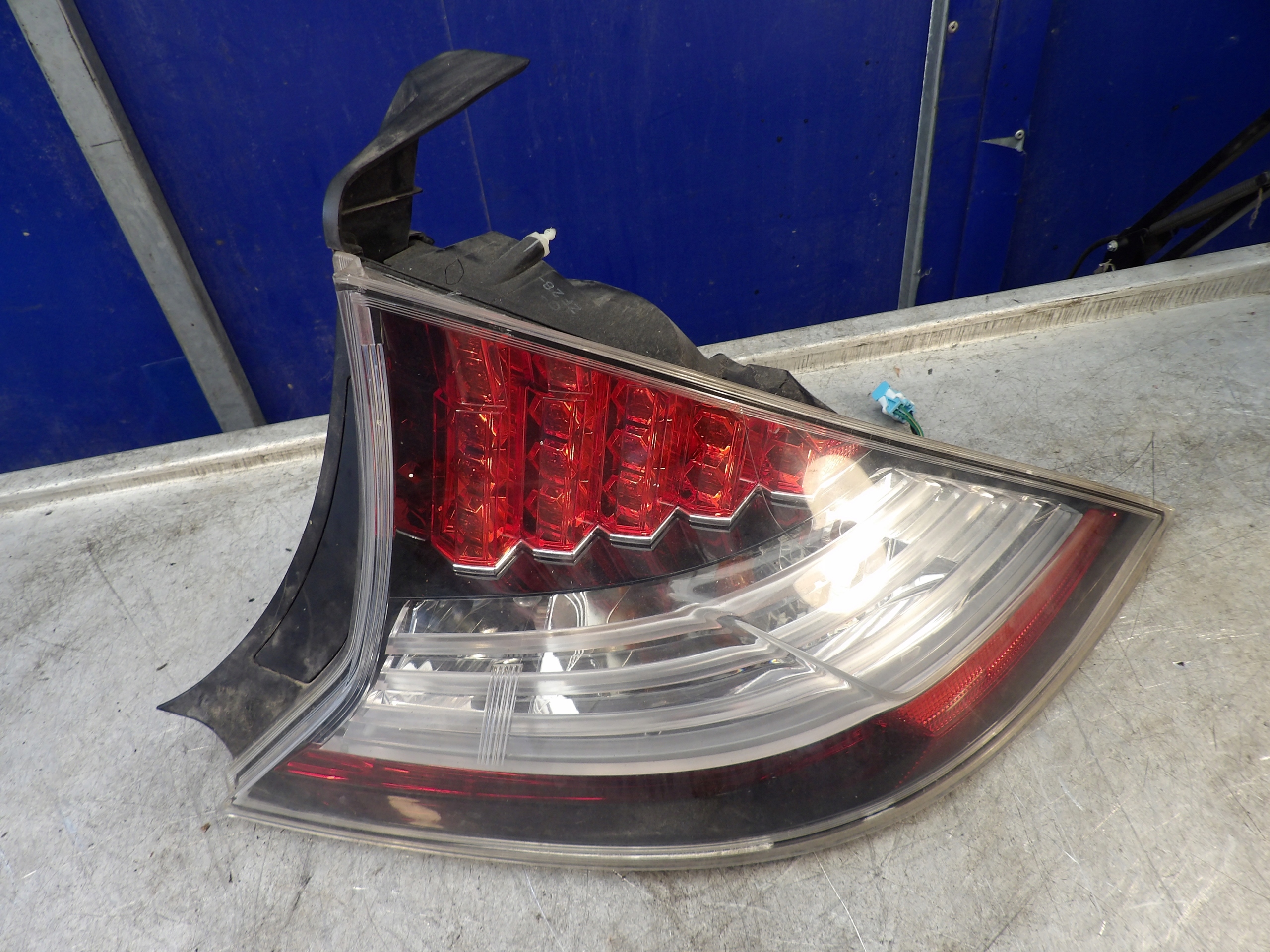 Honda CR-Z light rear right Hybrid coupe