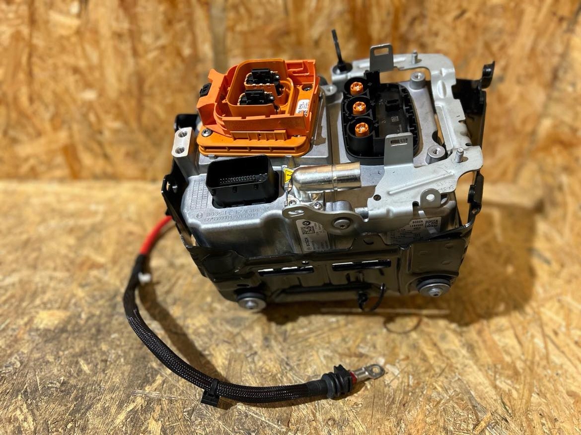 INVERTER FALOWNIK ŁADOWANIA BMW 3 G20 G21 2.0i 330e 23r LCI 2021-