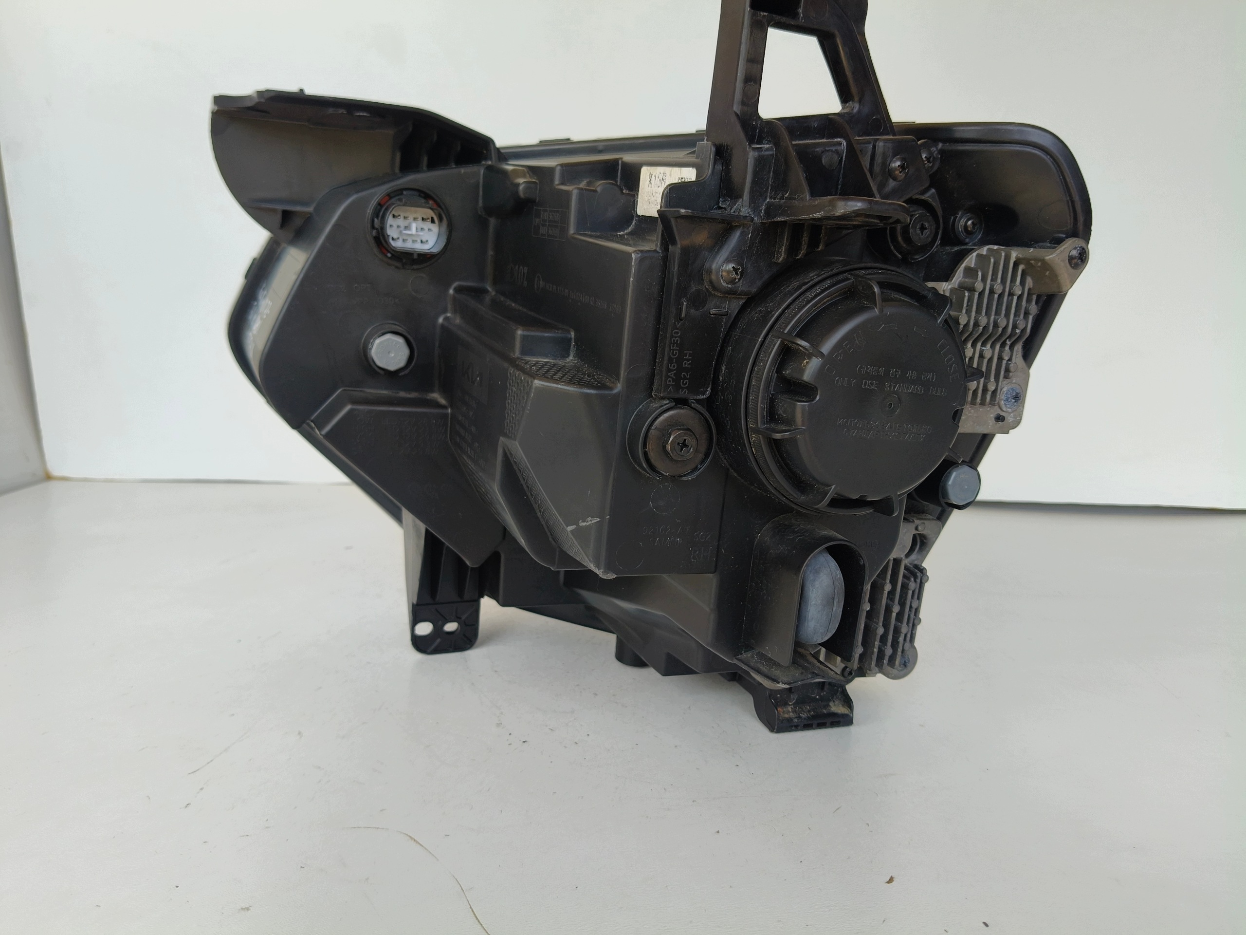 light right REFLEKTOR KIA NIRO II 22- FULL LED