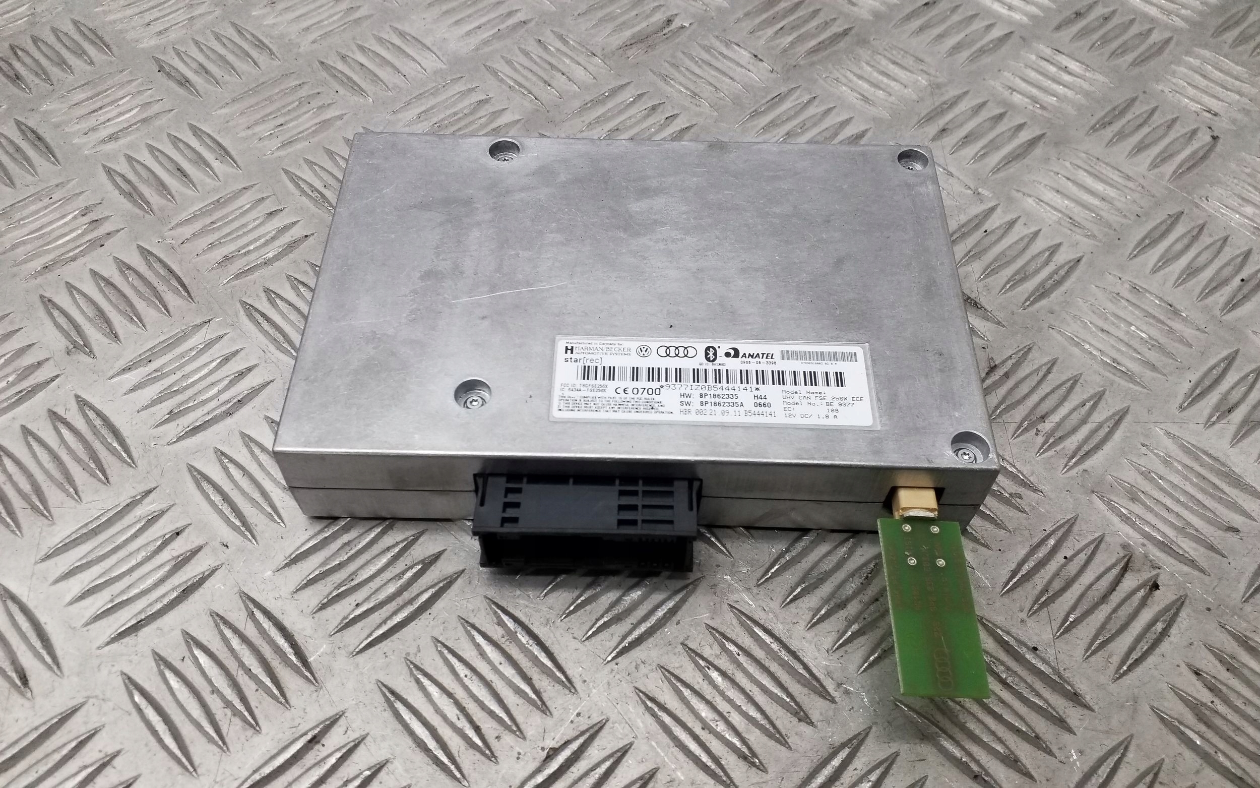 блок управления bluetooth Audi OE 8P1862335