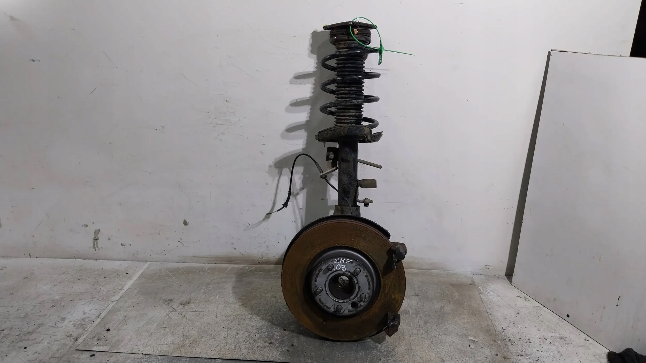 swing shock absorber front right BV6118045AAC FORD FOCUS MK3 1.0 ECOBOOST