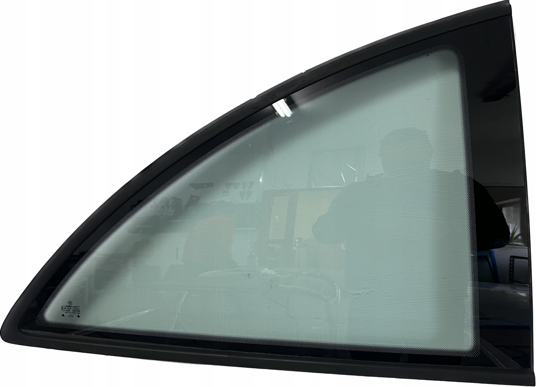 1C0845042C - VW New BEETLE 97-праве кузовне скло