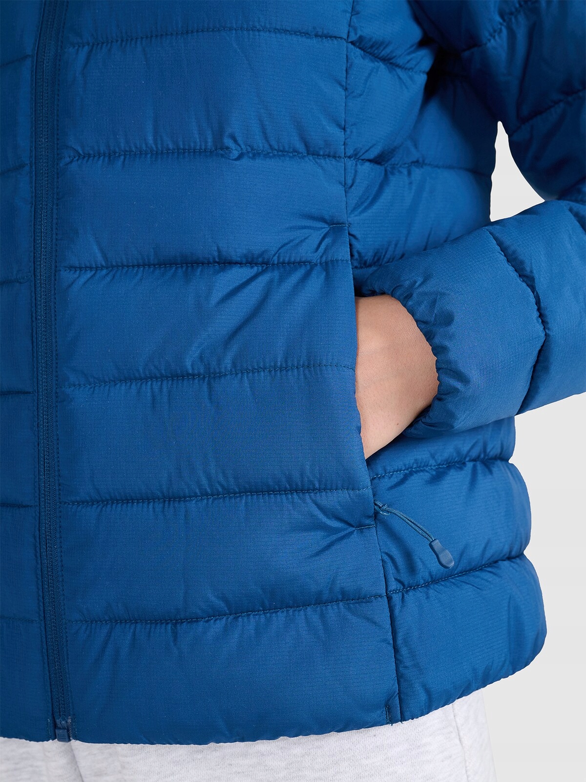 4F dámská zimní péřová bunda s kapucí 4FWAW25TDJAF580 modrá