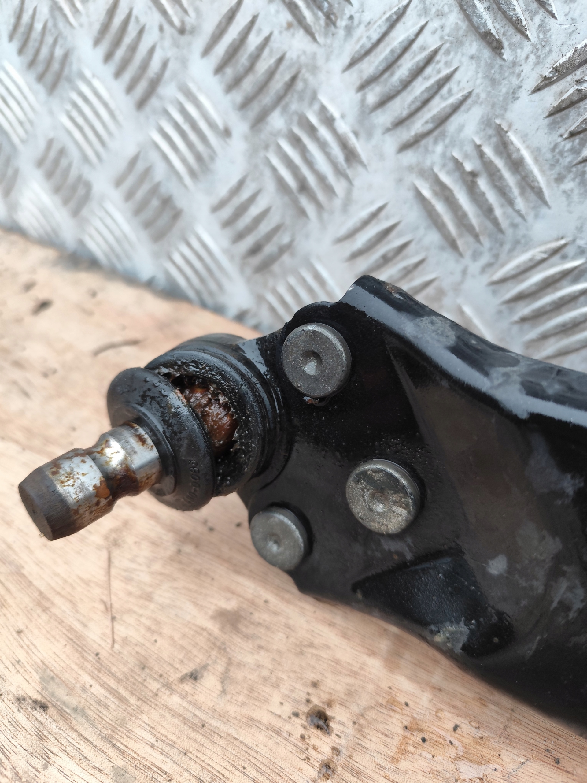 OPEL MOKKA arm front right