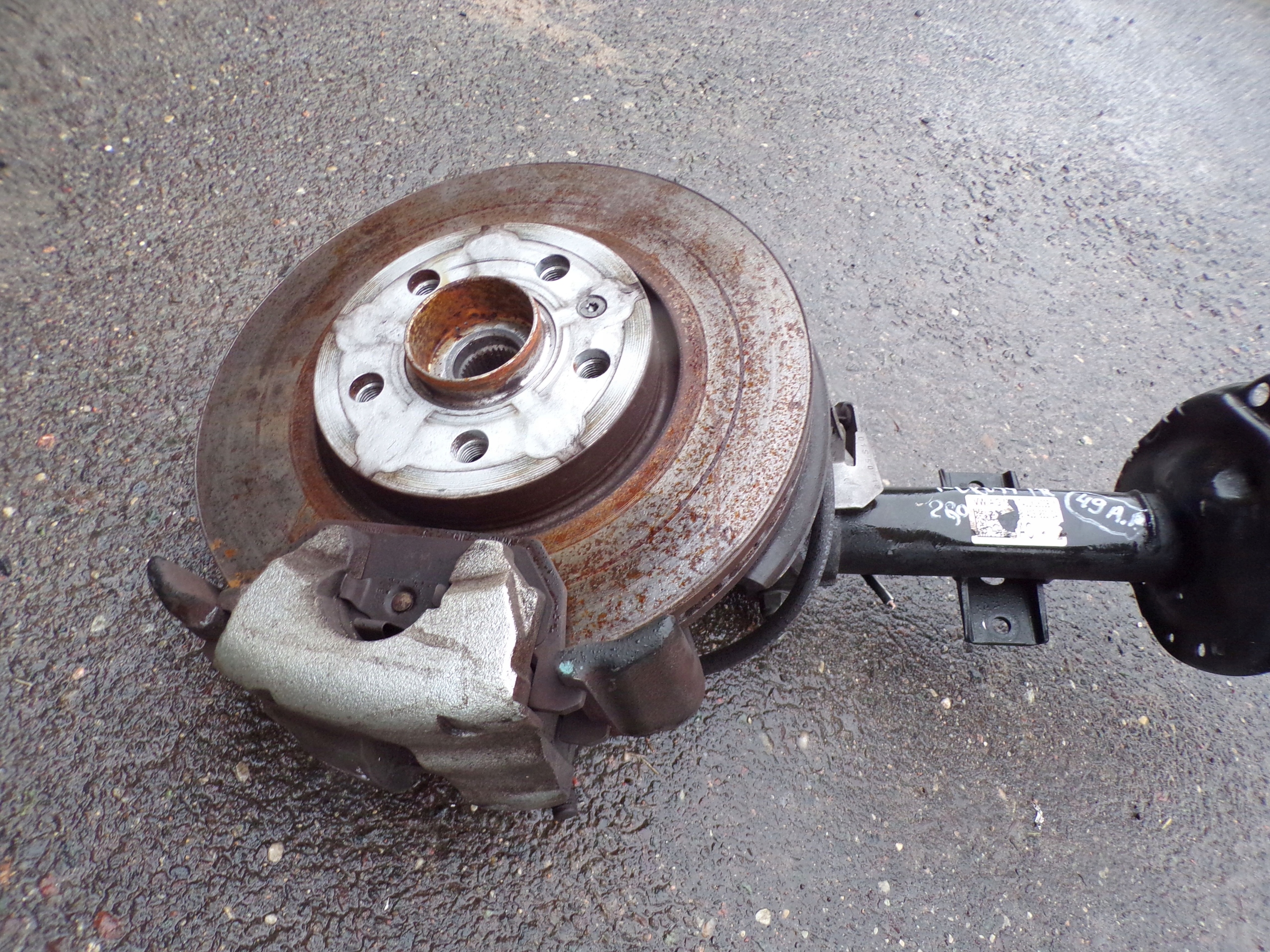 правый 2Q0413031DA vw