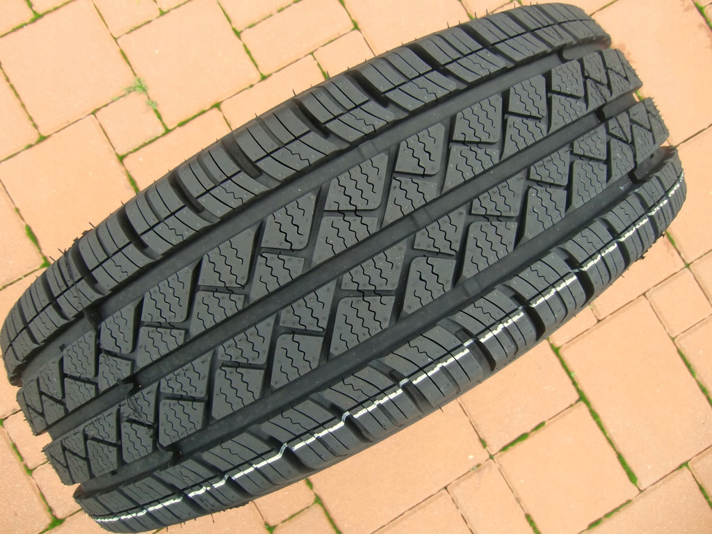 4 OPONY WIELOSEZONOWE 205/65R16C całoroczne BUS Kod producenta 205/65r16c bieżnikowane nowe