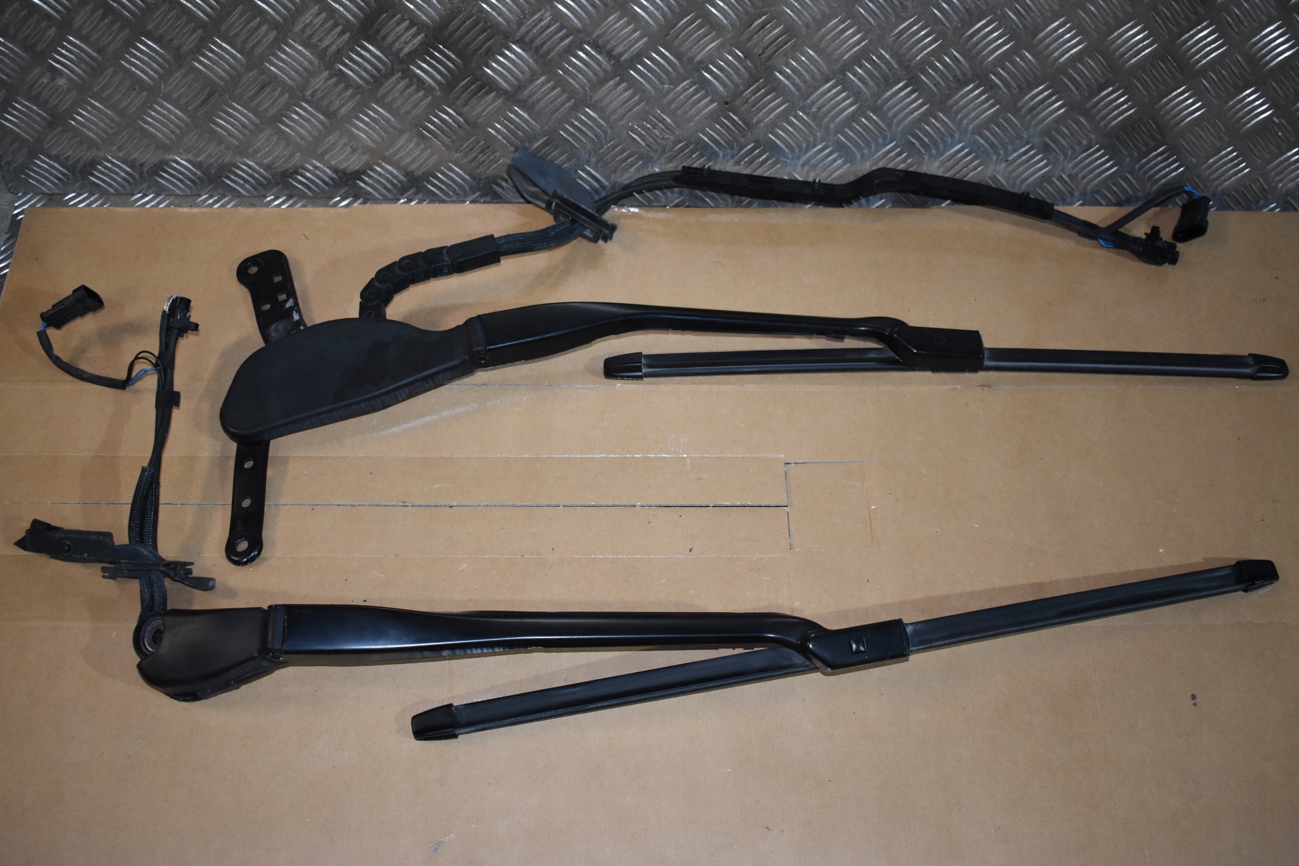 IDEALNE Bracci tergicristallo MERCEDES SL R231 1