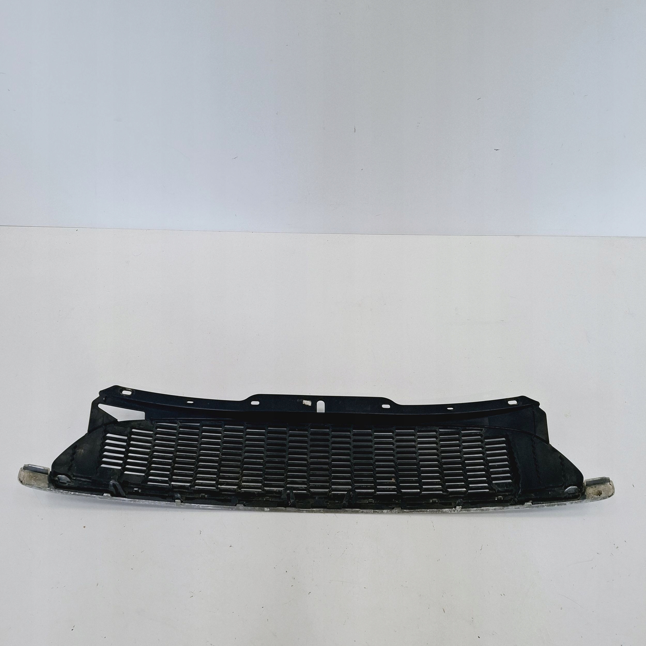 решетка радиатора в бампер перед MINI COOPER s R56 7209903