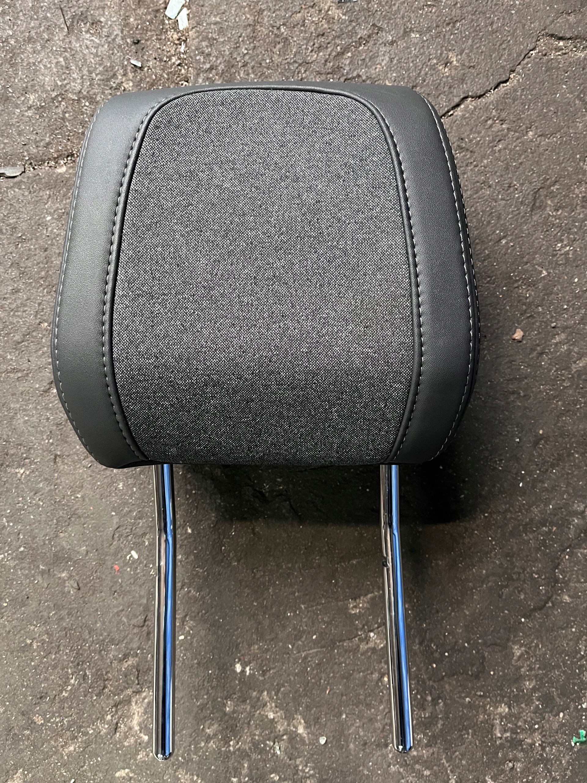 41 PEUGOT 508 II ПОДГОЛОВНИК ПЕРЕДНИЙ ЛЕВЫЙ ПОЛОВИНА КОЖА