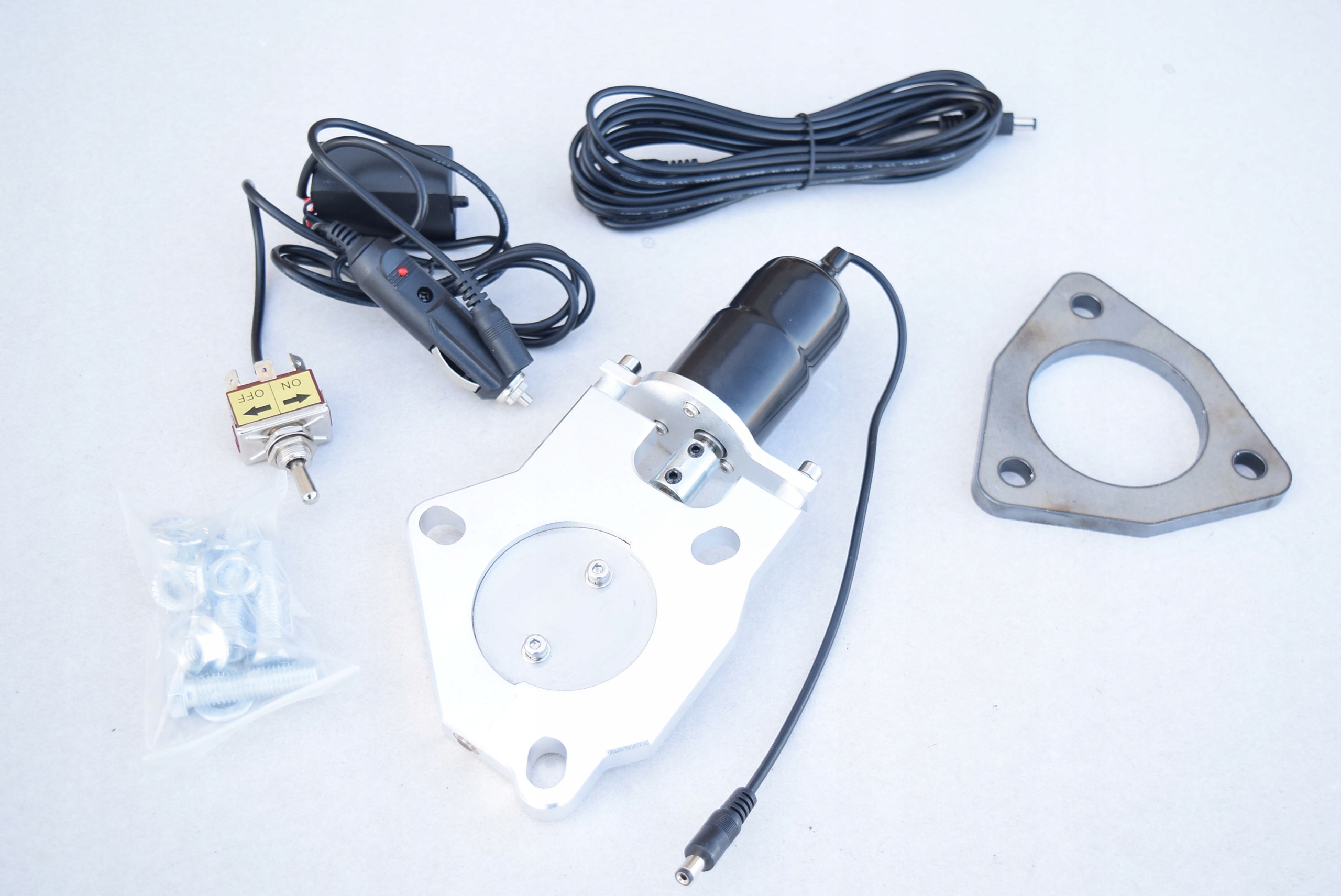 ELEKTRONICZNA PRZEPUSTNICA WYDECHU TUNING 3' 76MM Numer katalogowy części 61