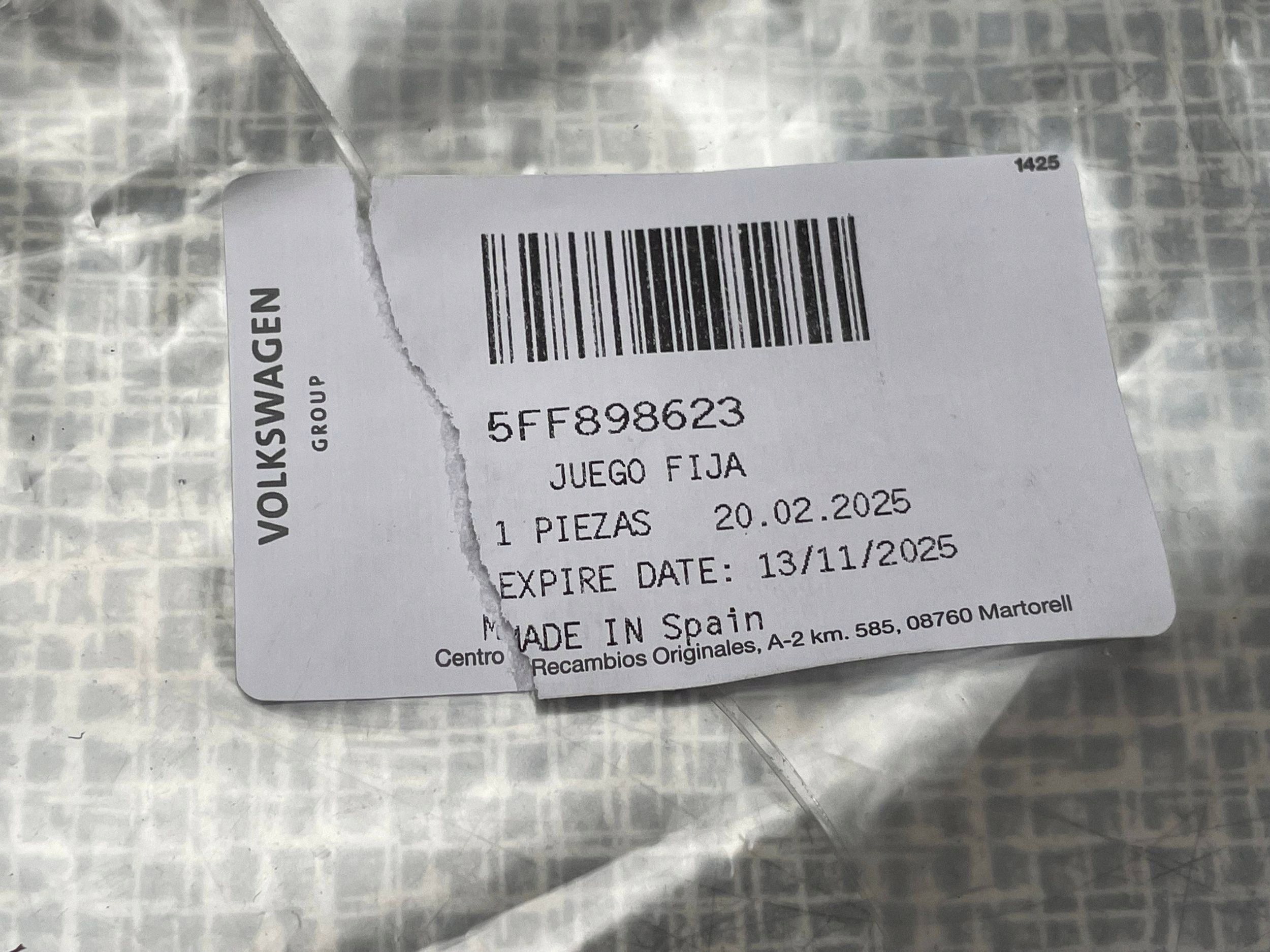 CUPRA FORMENTOR Support plaque Pare choc Avant 5FF898623 @A