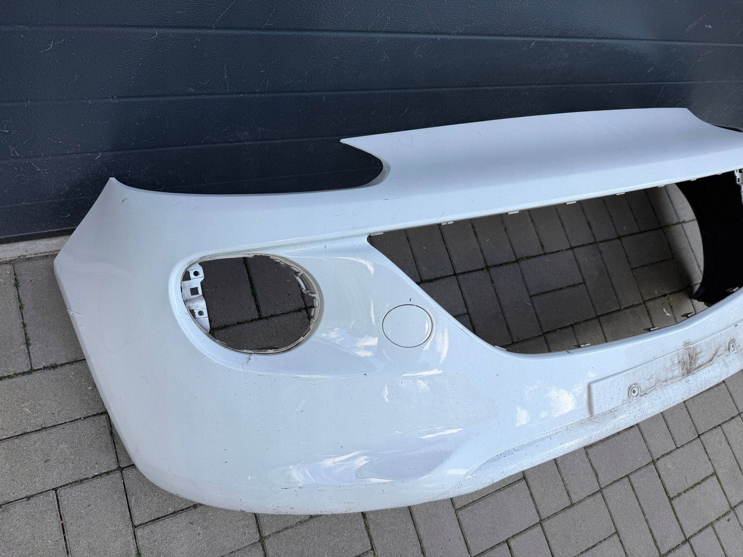 Opel Adam 12- bumper front front