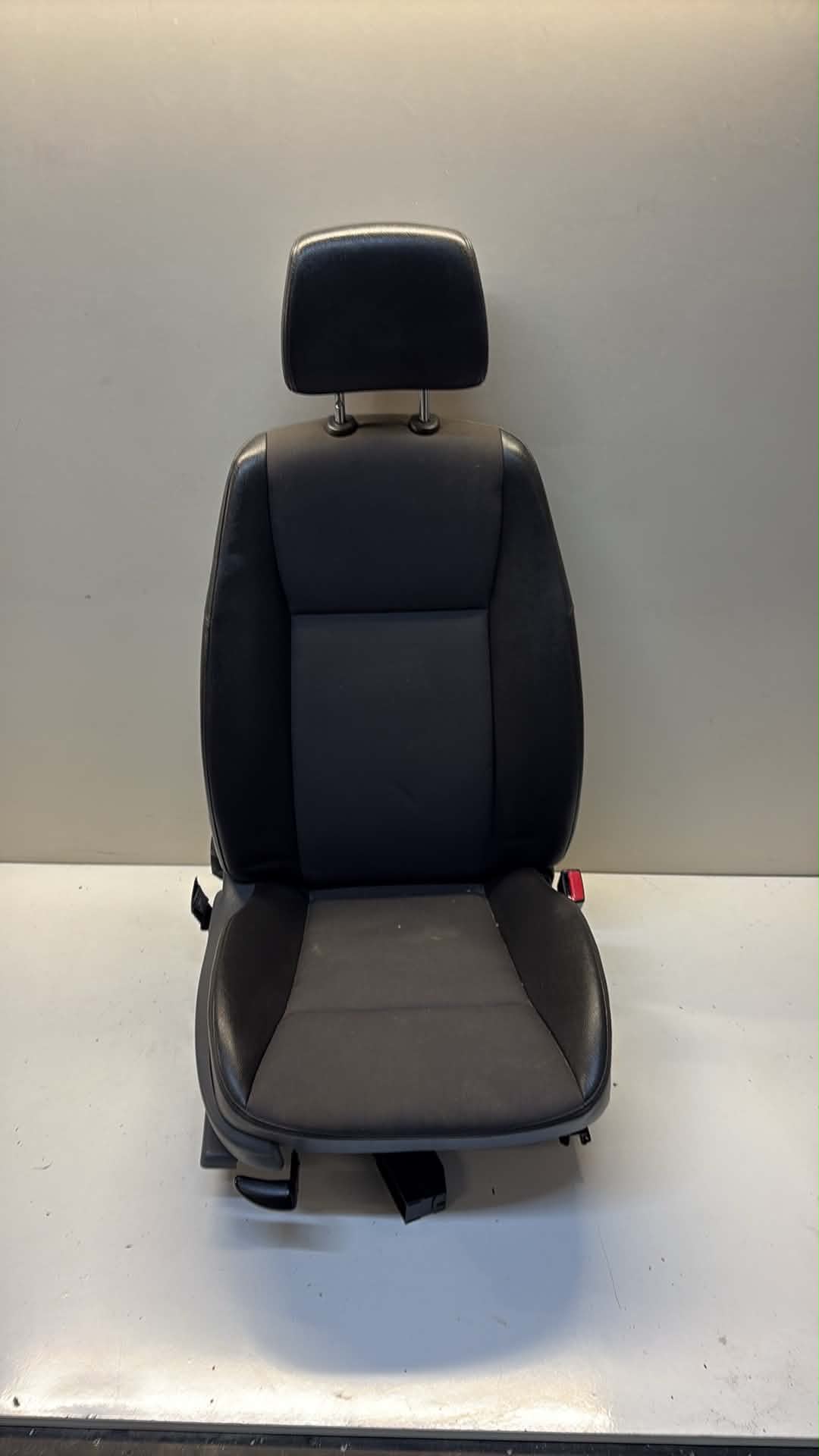 seat right front front side SAAB 93 9-3 welurowy CIEMNY pol leather