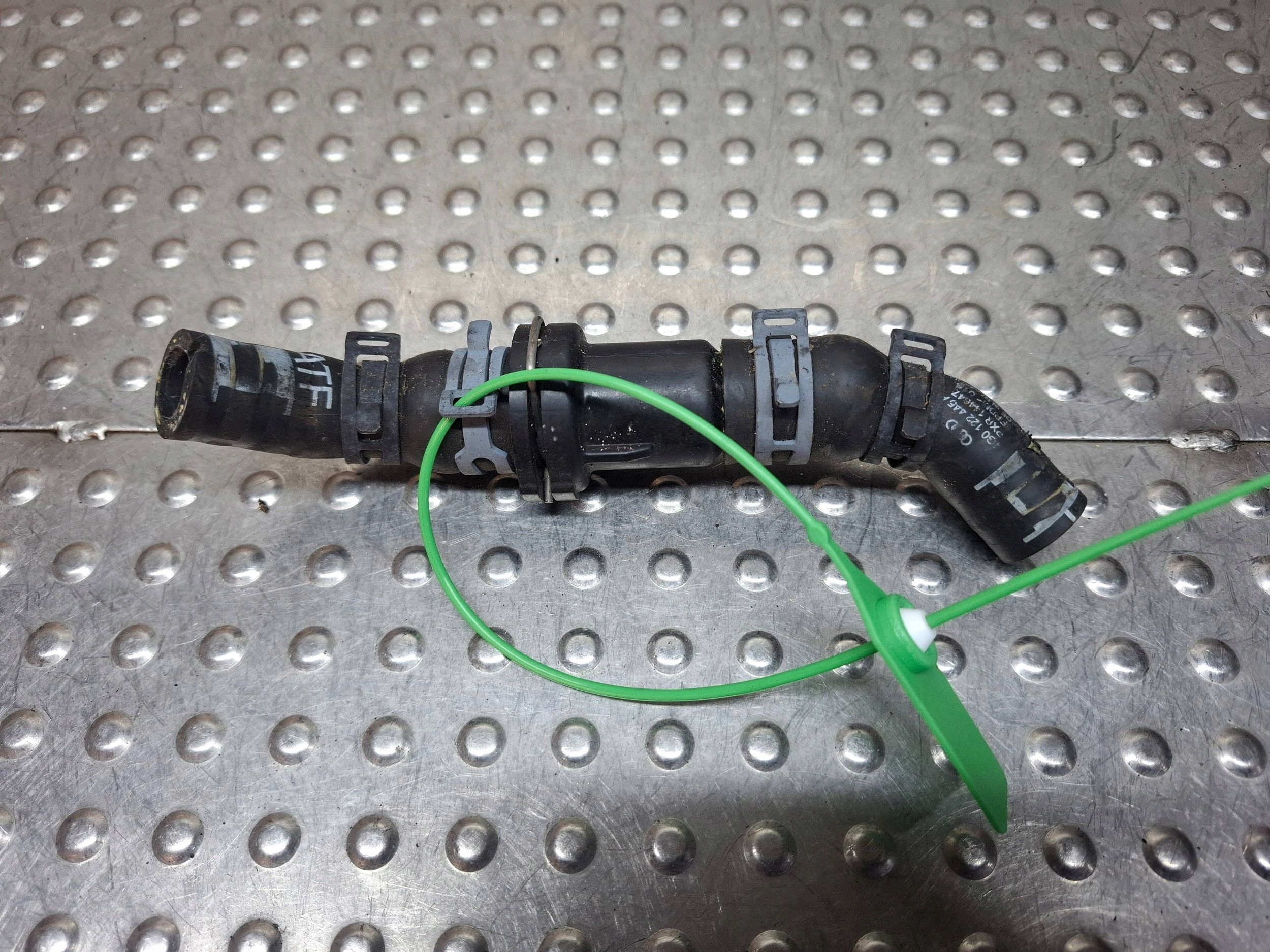 pipe hose wiring radiator 4G0122445A AUDI A6 C7