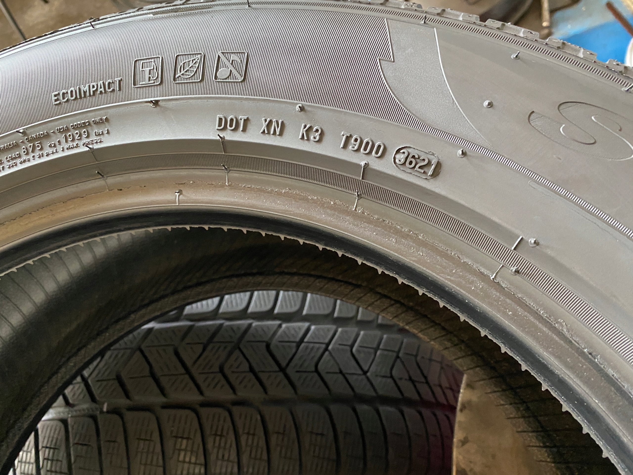4 tyres winter 235/60R18 Pirelli SCORPION WINTER 6mm