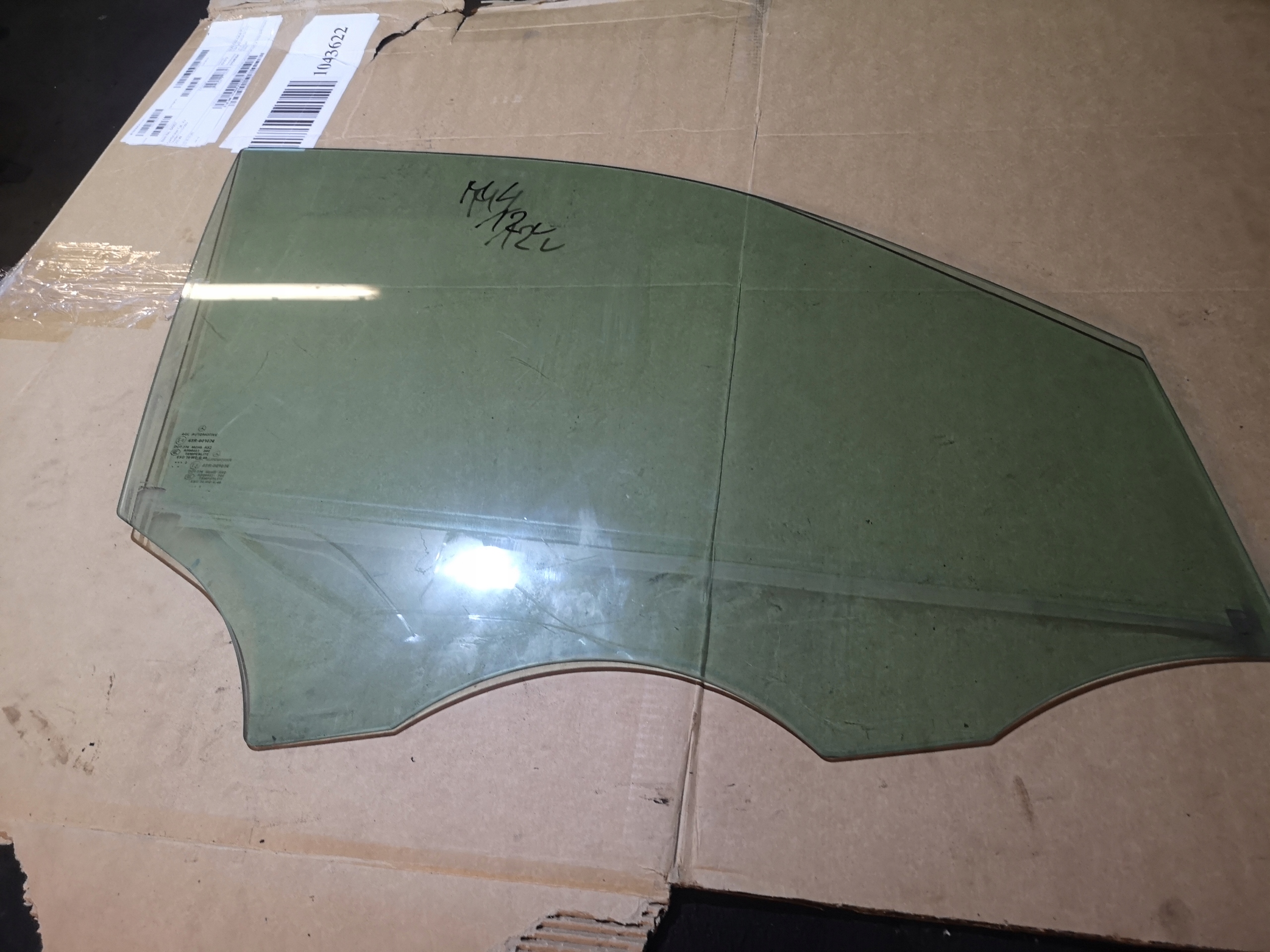 2012 - Стекло двери правый левый передний MERCEDES ML GLE W166