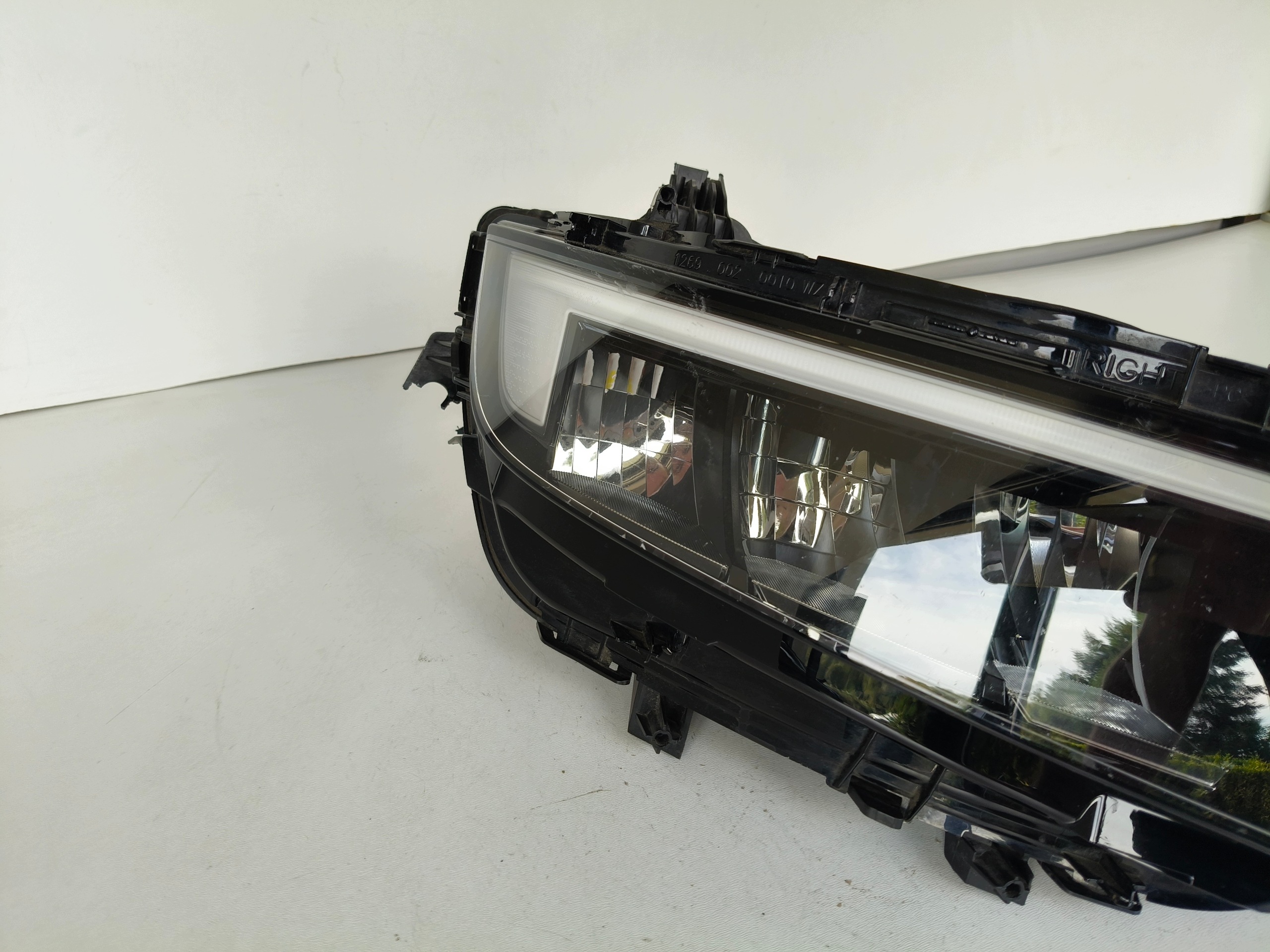 light right REFLEKTOR OPEL ASTRA VI L 6 22- FULL LED