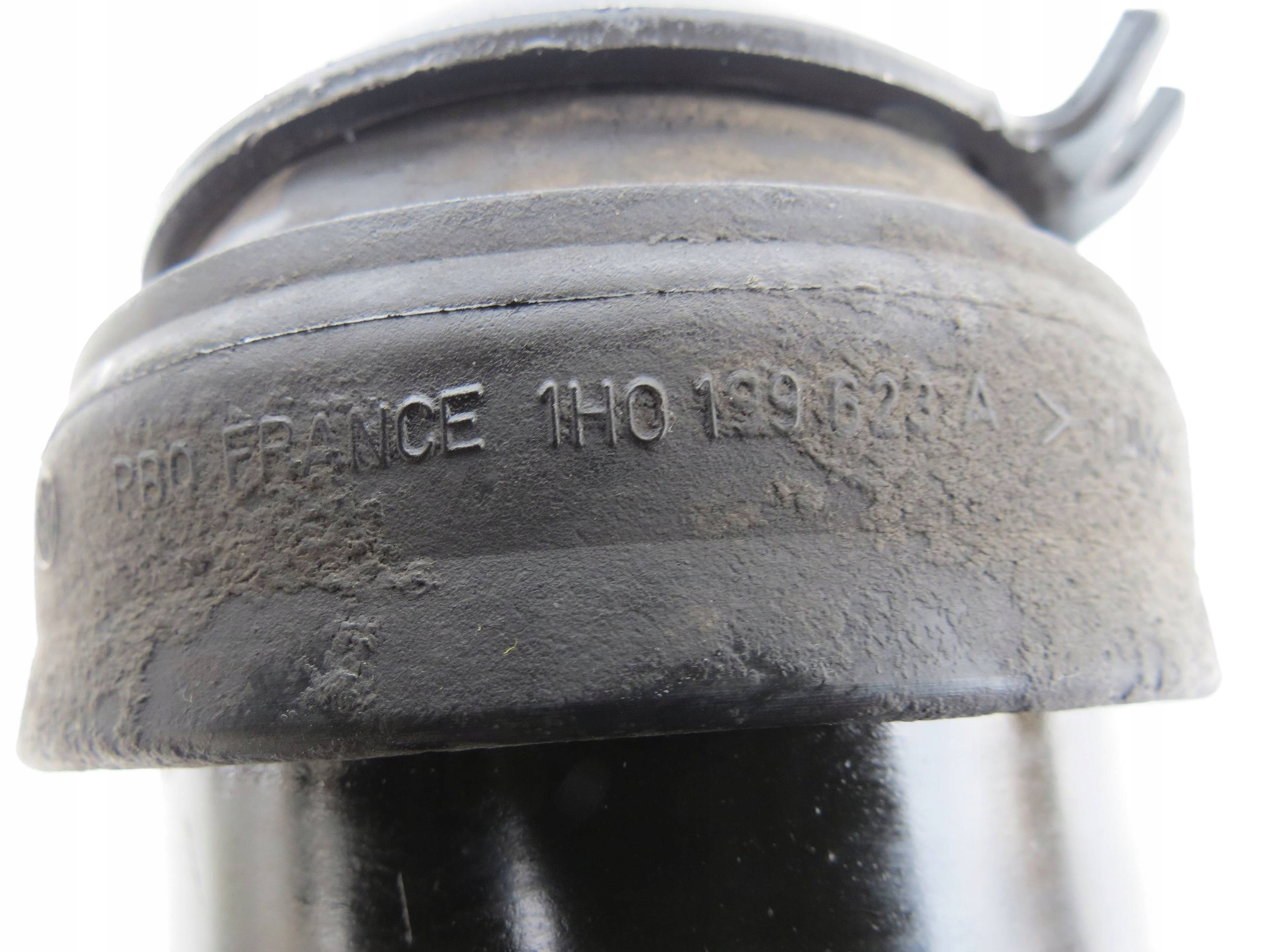 engine mount VOLKSWAGEN PASSAT B4 2.0 1H0199625