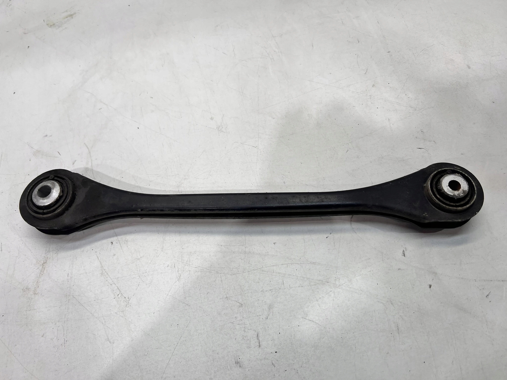 Querlenker Spurstange links heck AUDI A4 B9 4M0505291D