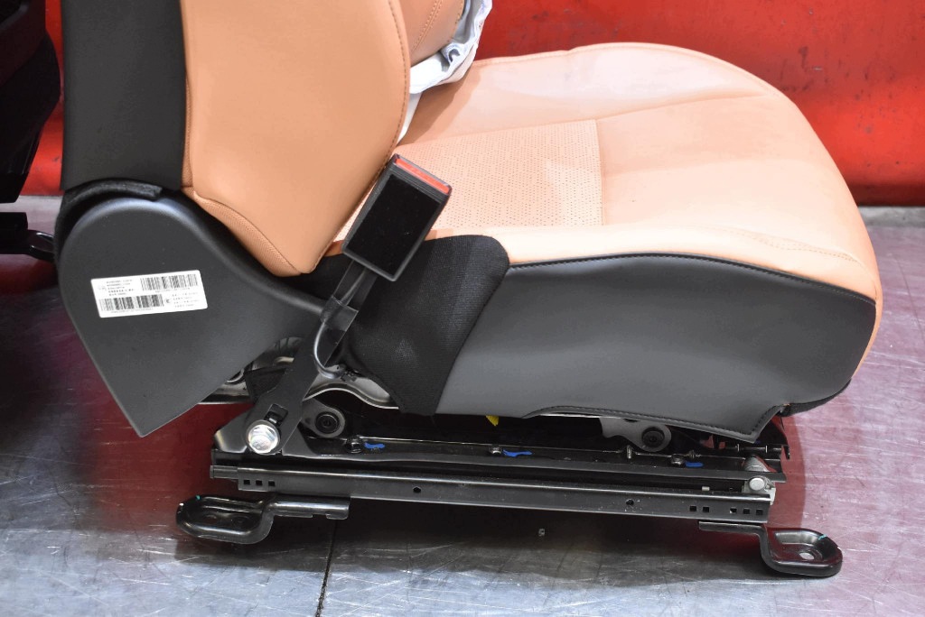 Sitz Sitze SKORZANE KOMPLET EU BAIC BEIJING X7 LIFT 23