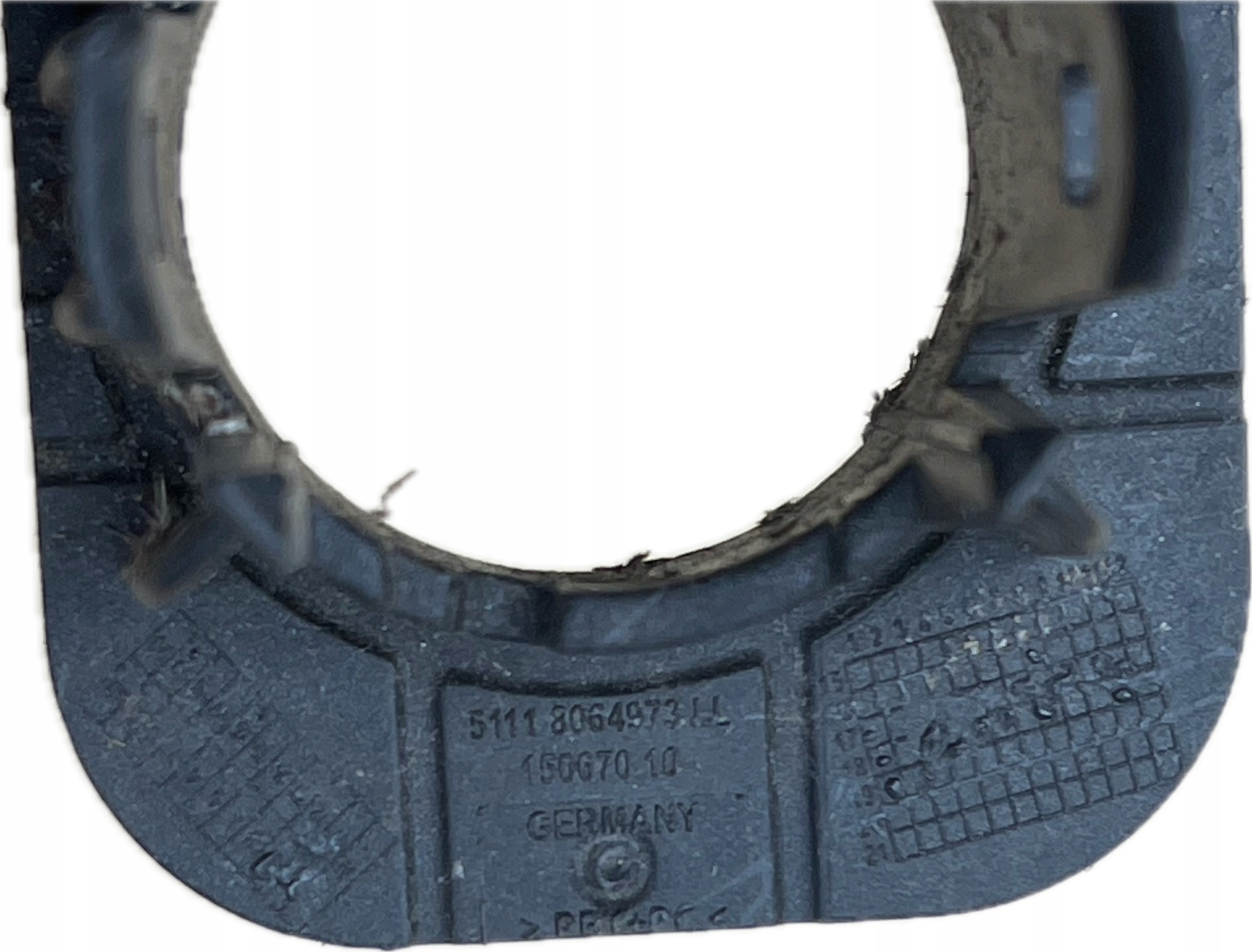 K11 BMW G30 G31 m-packet holder KOSZYKI PDC front 8064928 7385357