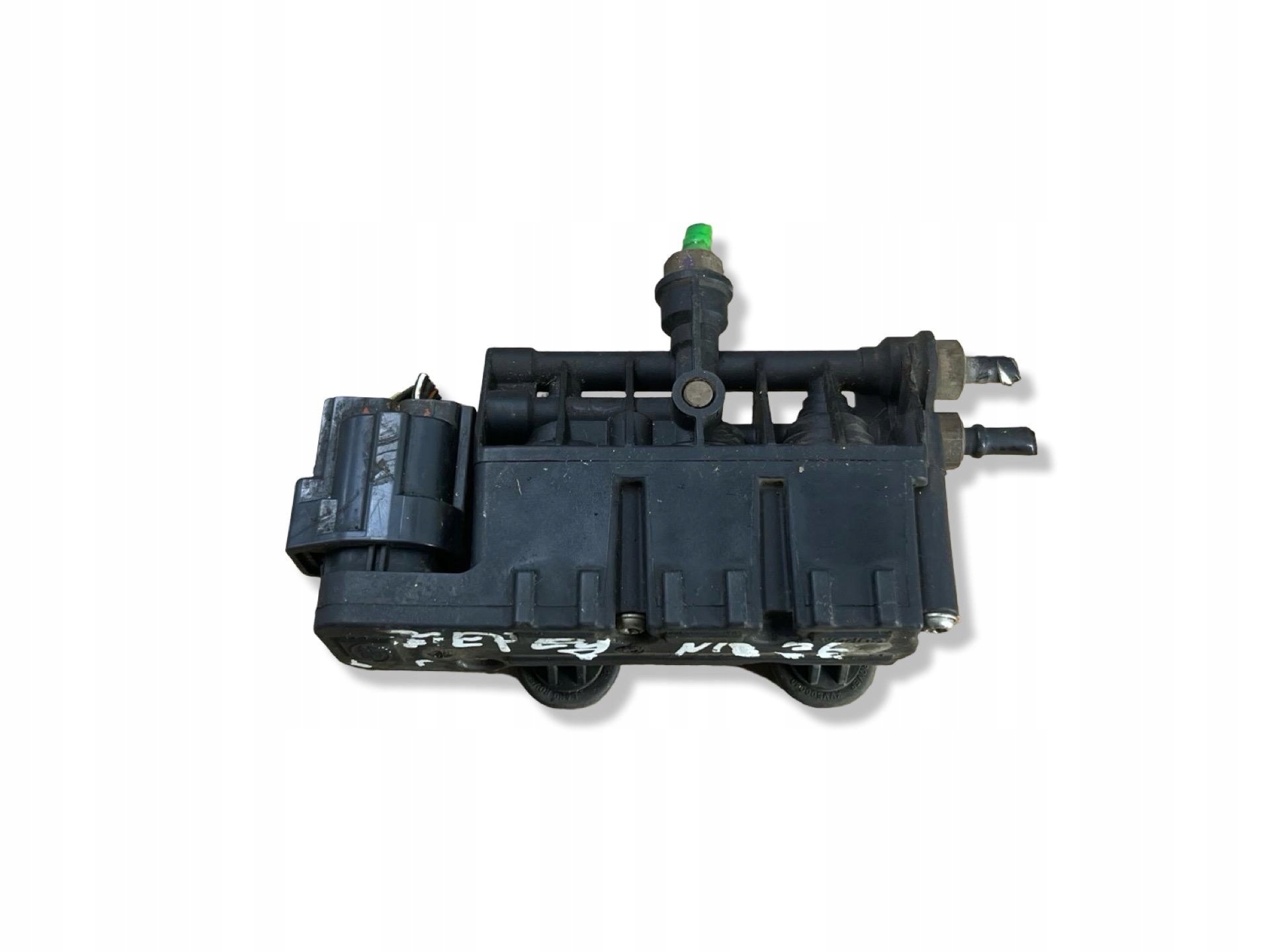 Blok der Ventile Achsträgers Land Rover Discovery 3 L319 2007 RVH000095