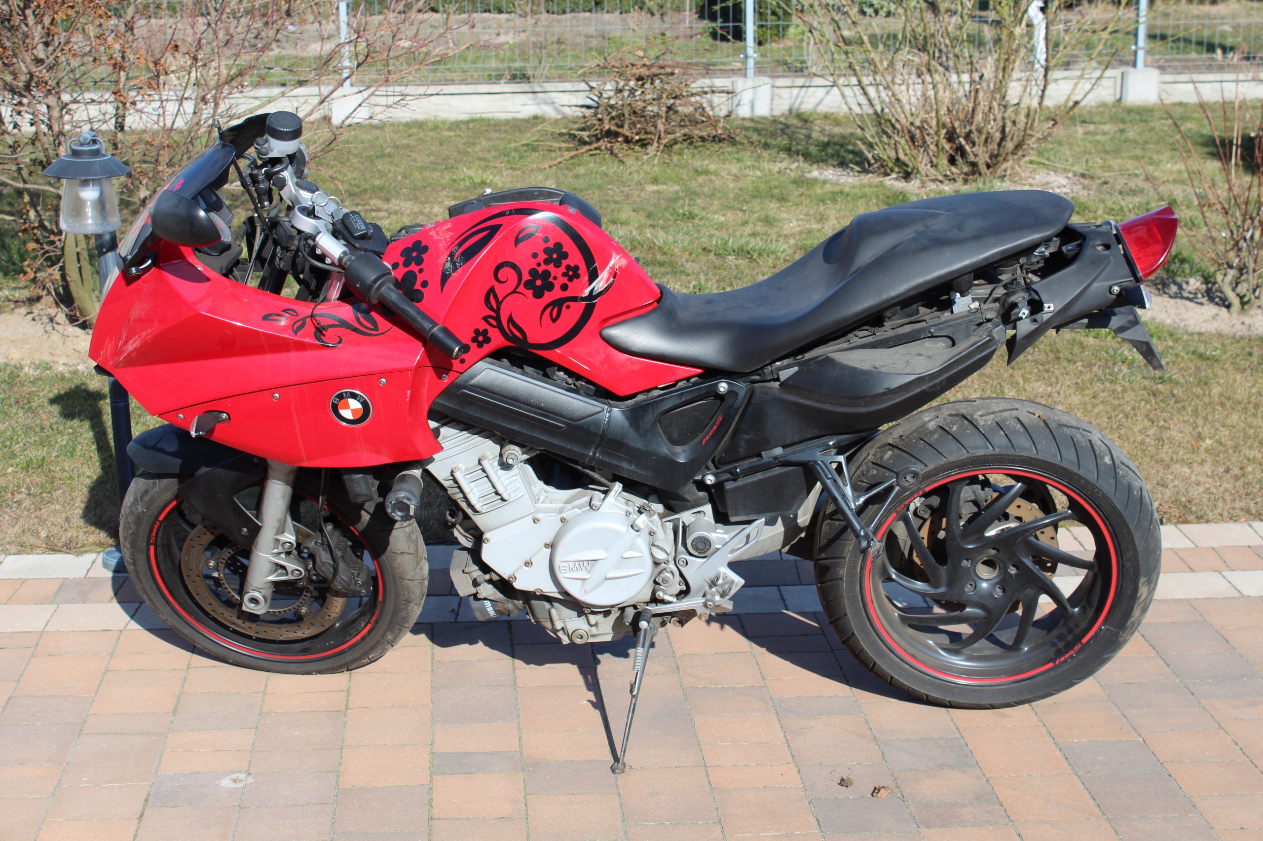 BMW F800 S OSLONA PRAWA KOLA PASOWEGO NAPEDU Numer katalogowy czesci 48037