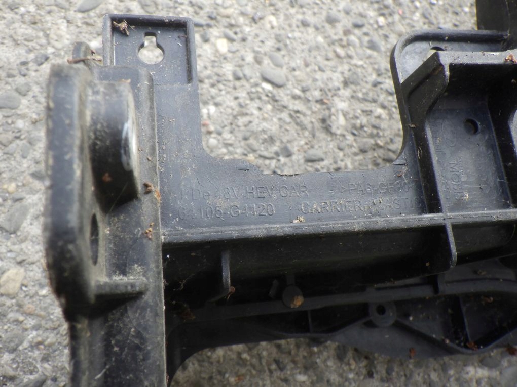 HYUNDAI I30 III 3 17- 64105-G4120 support panel for radiators pillar