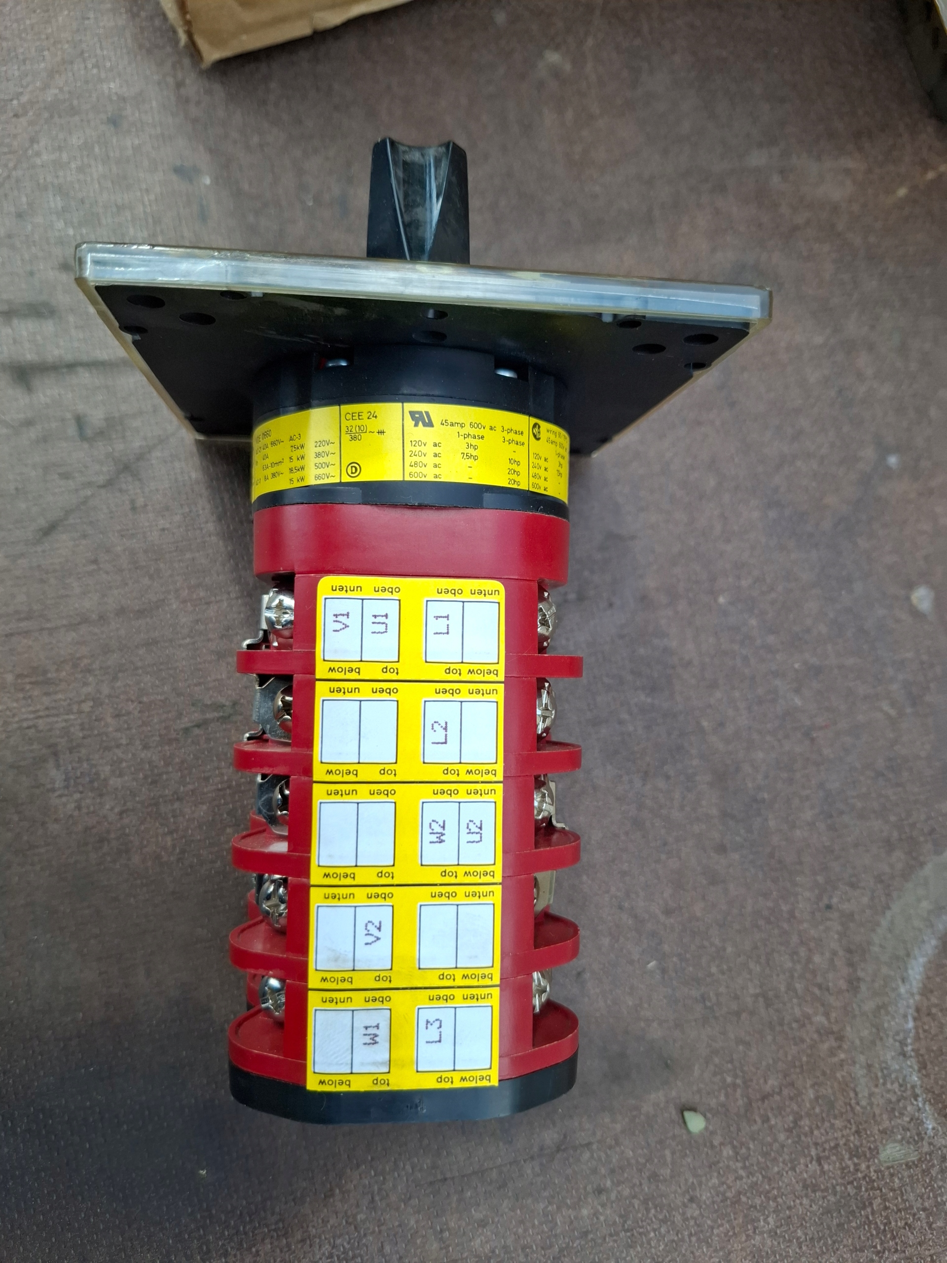 Przełącznik gwiazda-trójkąt Elektra Vn By 32