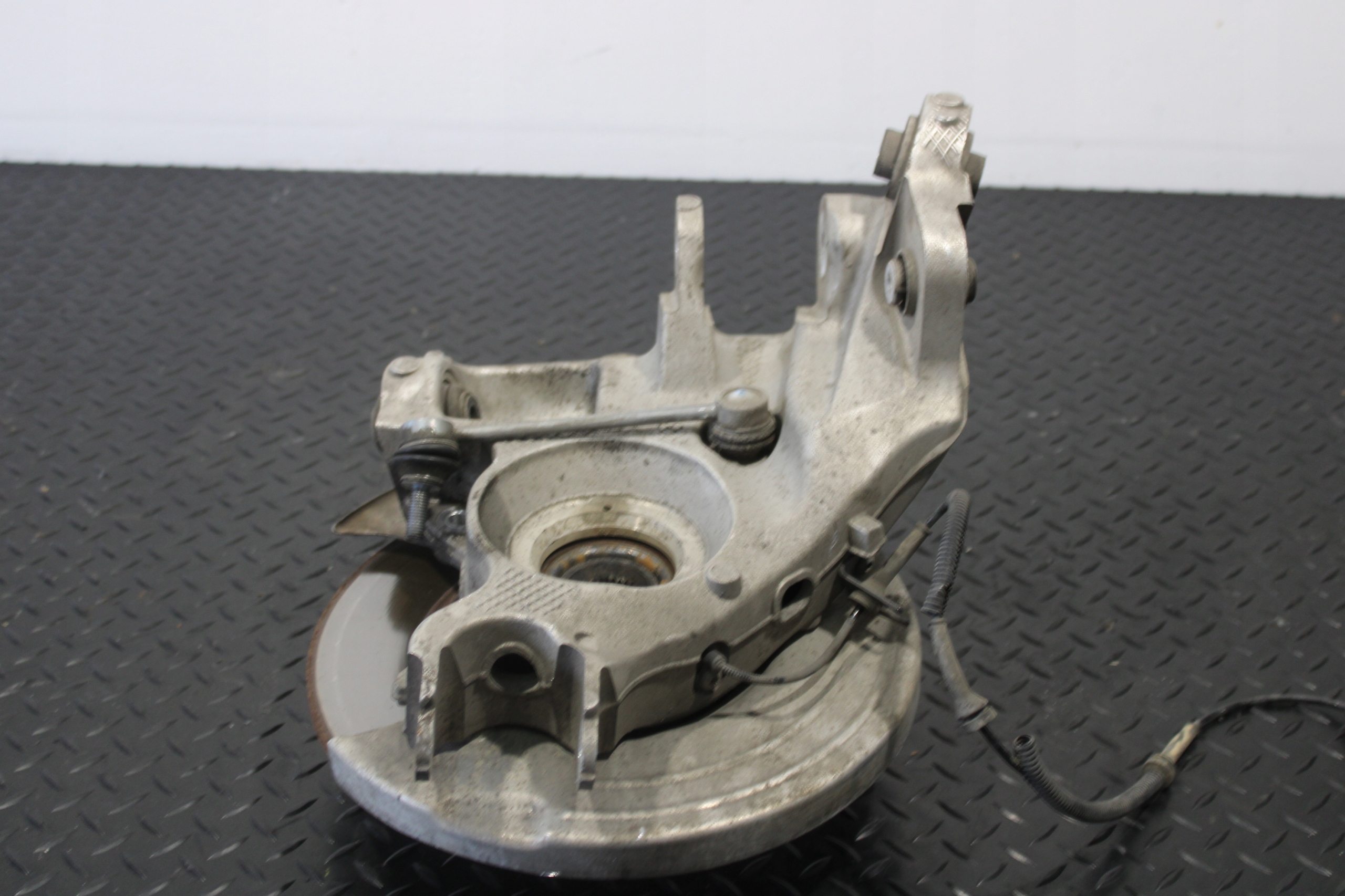 swing right rear part right rear LAND ROVER EVOQUE II 2 L551