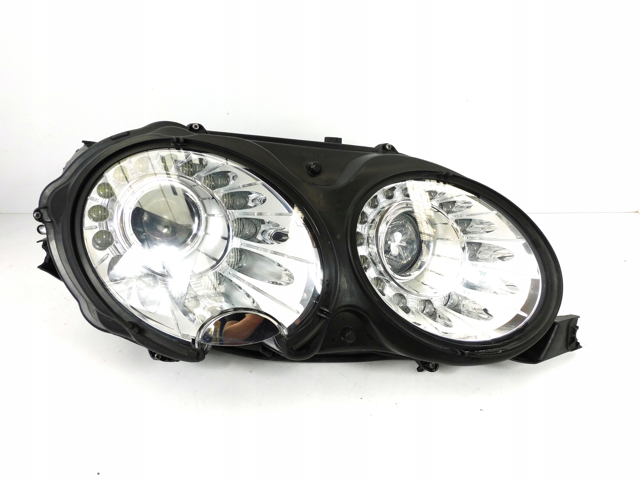 ПРАВА ФАРА БЕНТЛІ КОНТИНЕНТАЛЬ РЕСТАЙЛІНГw1941016d