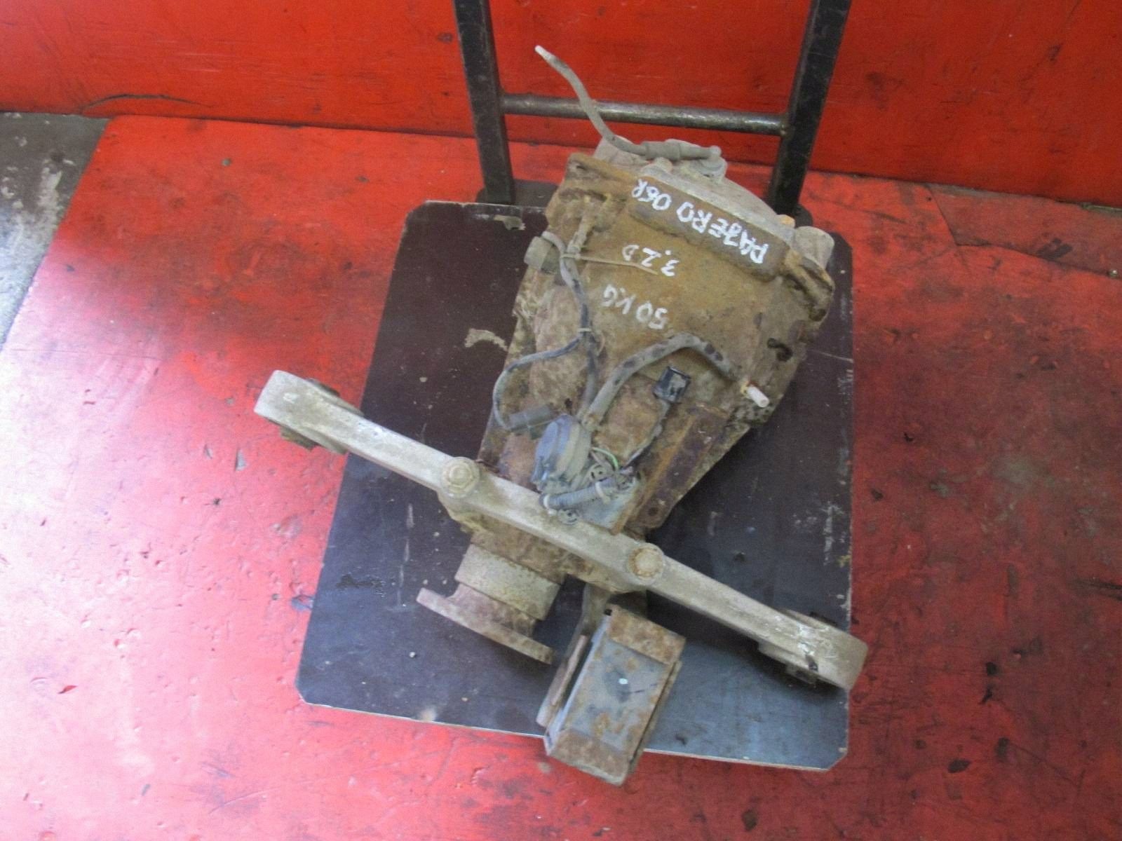 MITSUBISHI PAJERO 4 IV 3.2 DI-D 4M41 differential differential heck F48K 4.100 DIFF LOCK