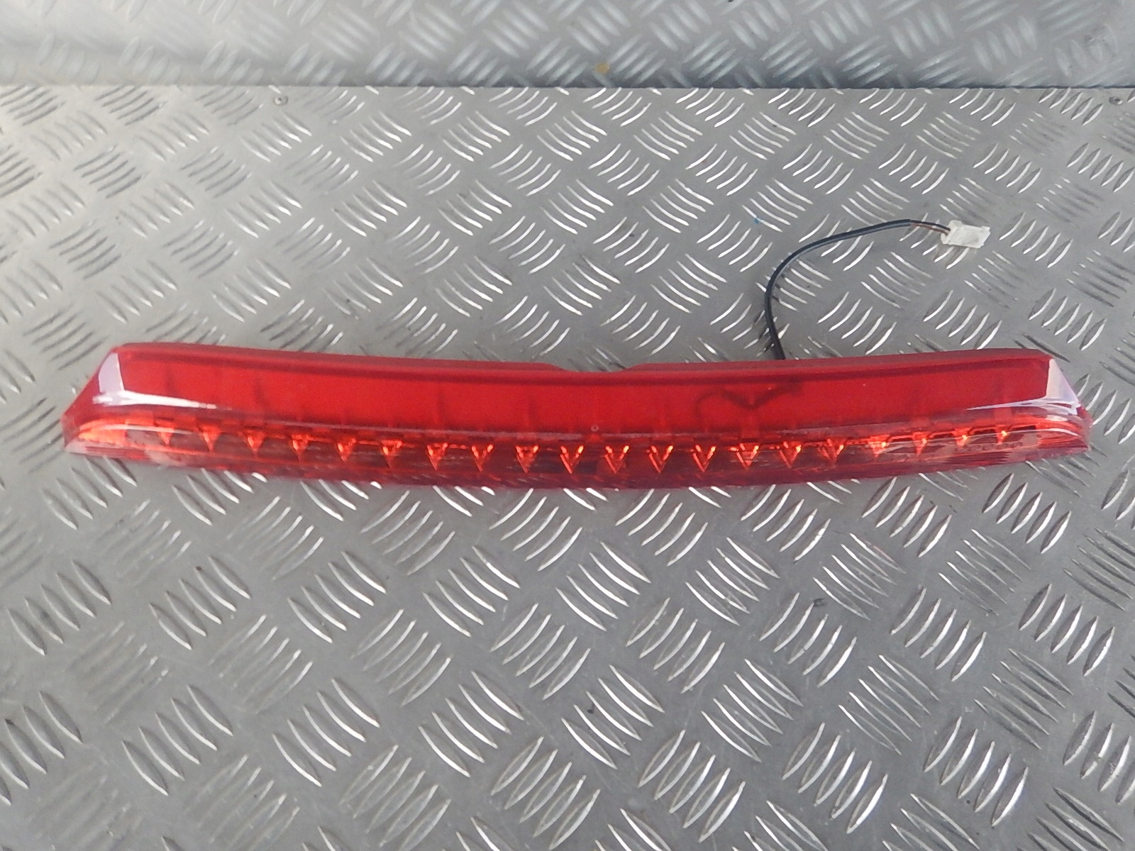 PEUGEOT RCZ TRZECIE ŚWIATŁO LAMPA STOP STOPU YM40700780 ORYGINAŁ